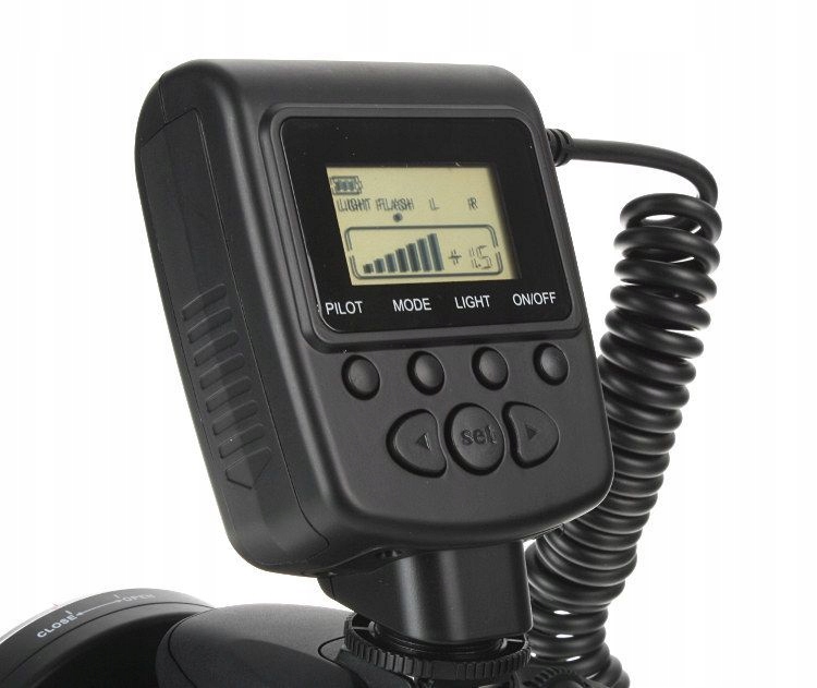 Lampa PIERŚCIENIOWA BŁYSKOWA 2w1 LCD MAKRO CM-RFD Model LAMPACM-RFD