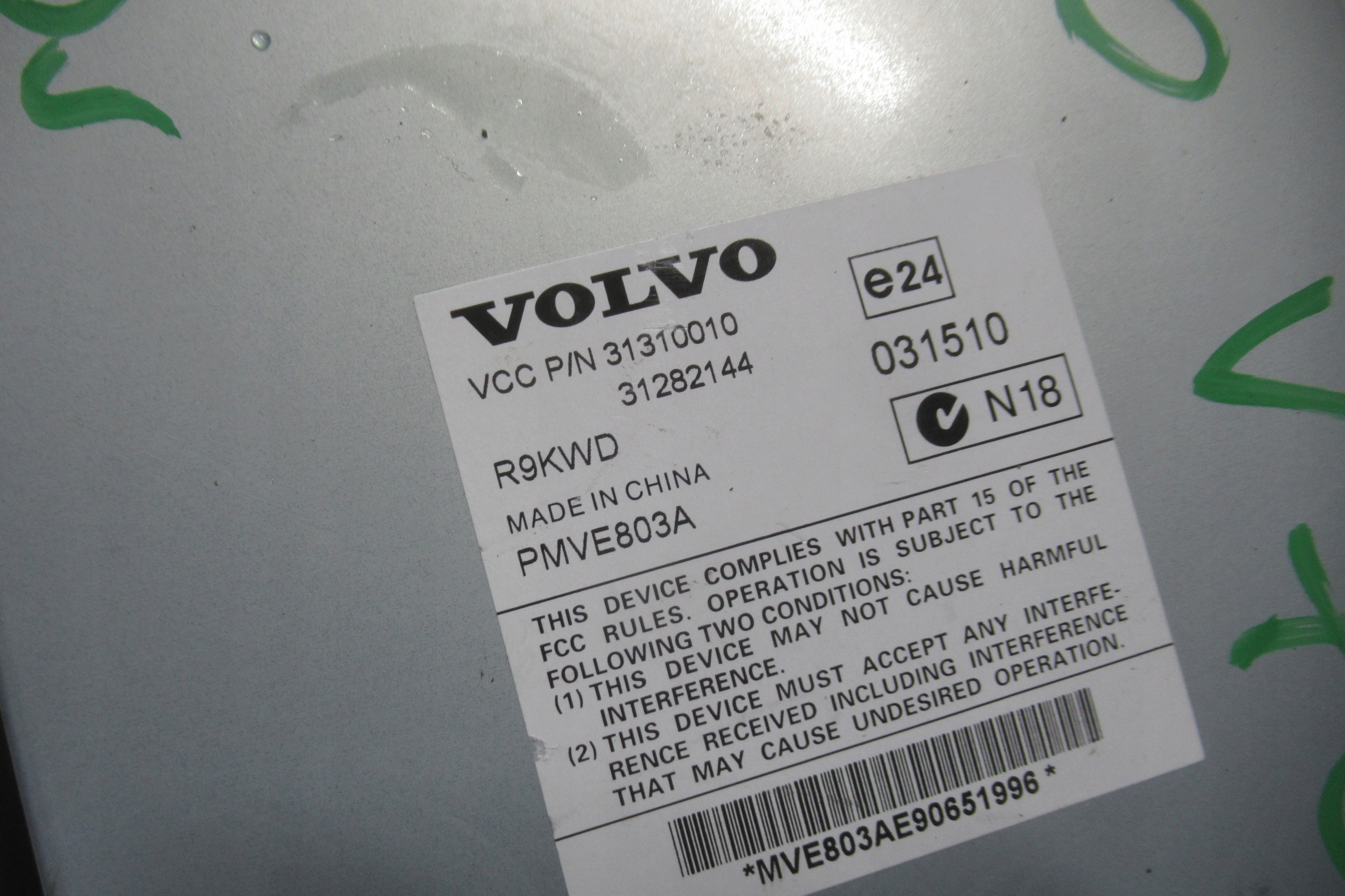 VOLVO V70 09R amplifier RADIA 31310010