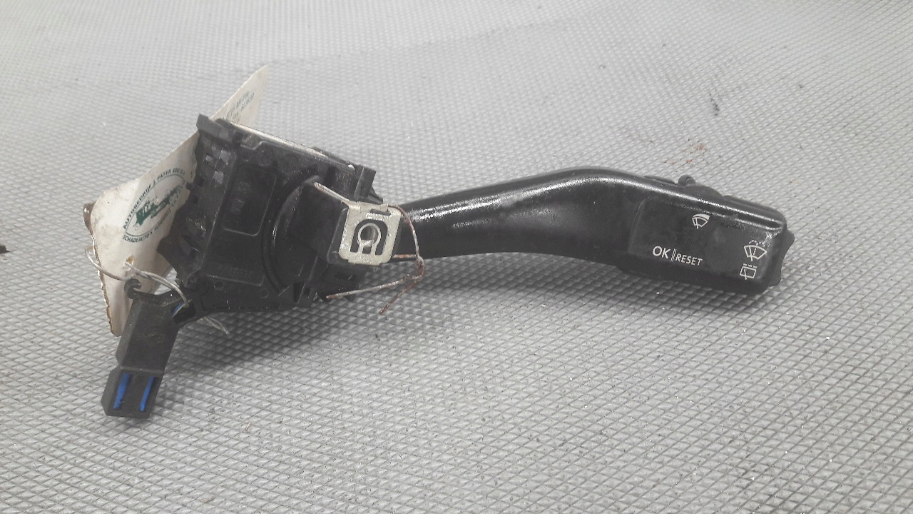 1K0953519A Przelacznik wycieraczek seat leon