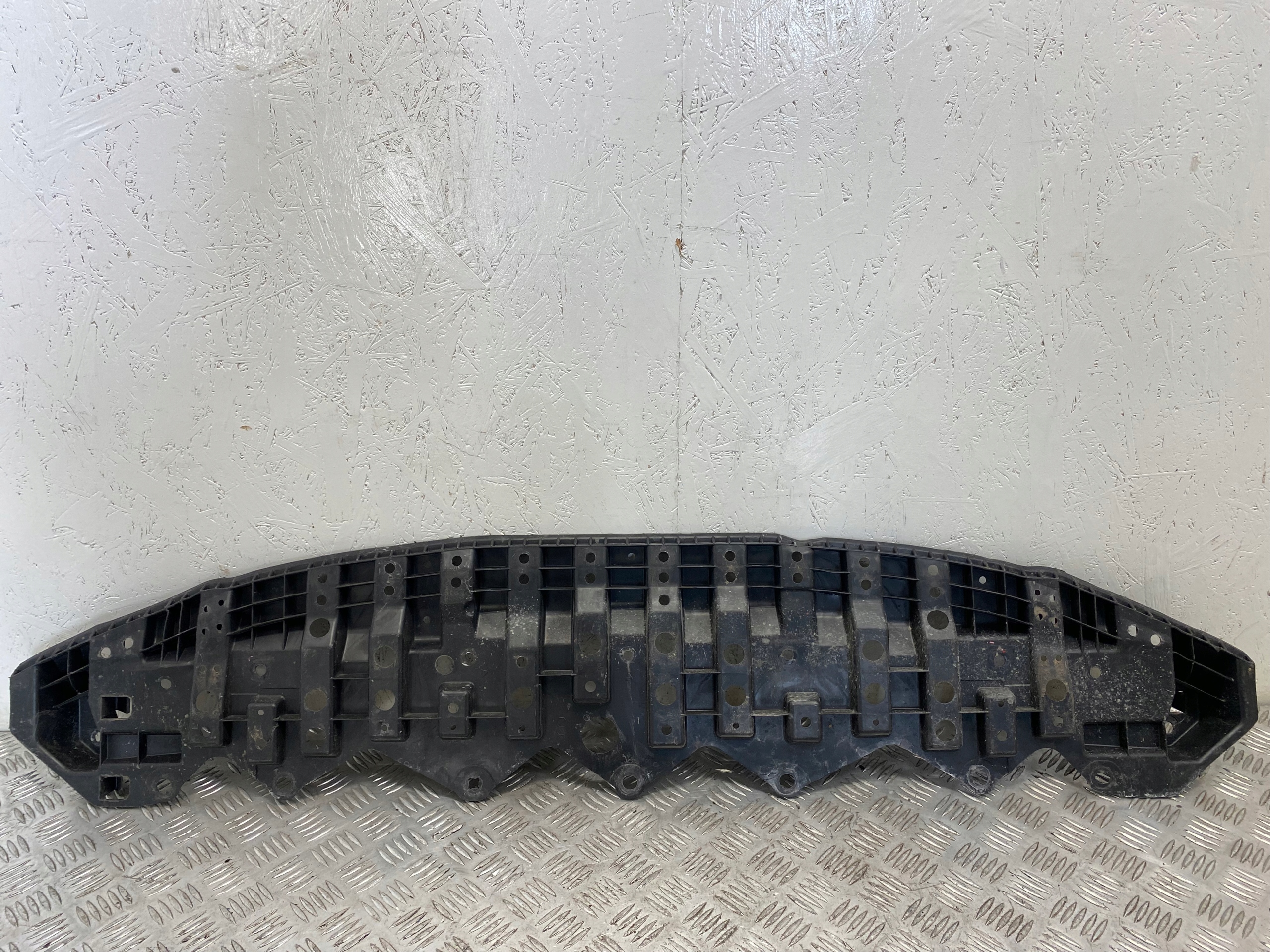 TOYOTA VERSO - S НИЖНЯЯ НАКЛАДКА 52618-52040