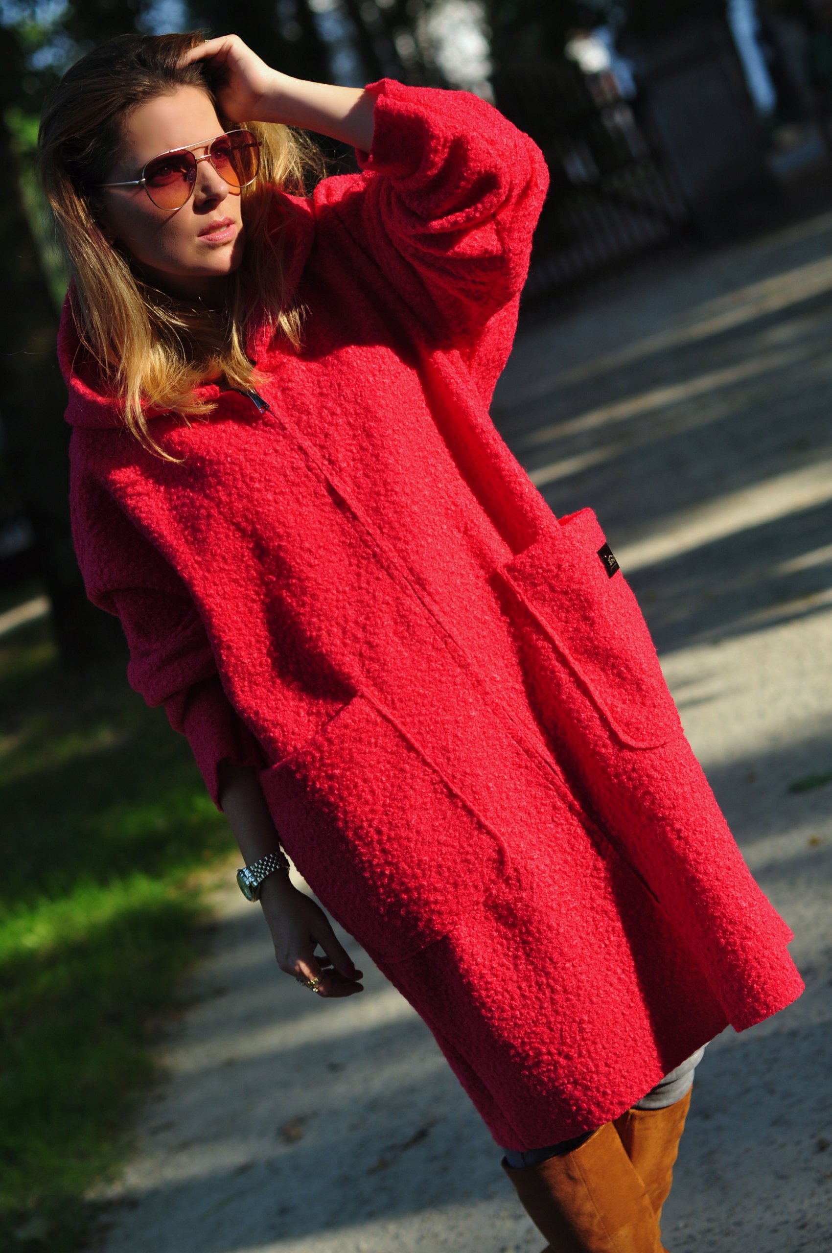 CIEPŁY PŁASZCZ BARANEK z kapturem NA SUWAK red Rękaw długi rękaw