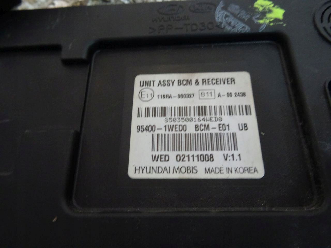 KIA RIO 15R module BCM 95400-1WED0