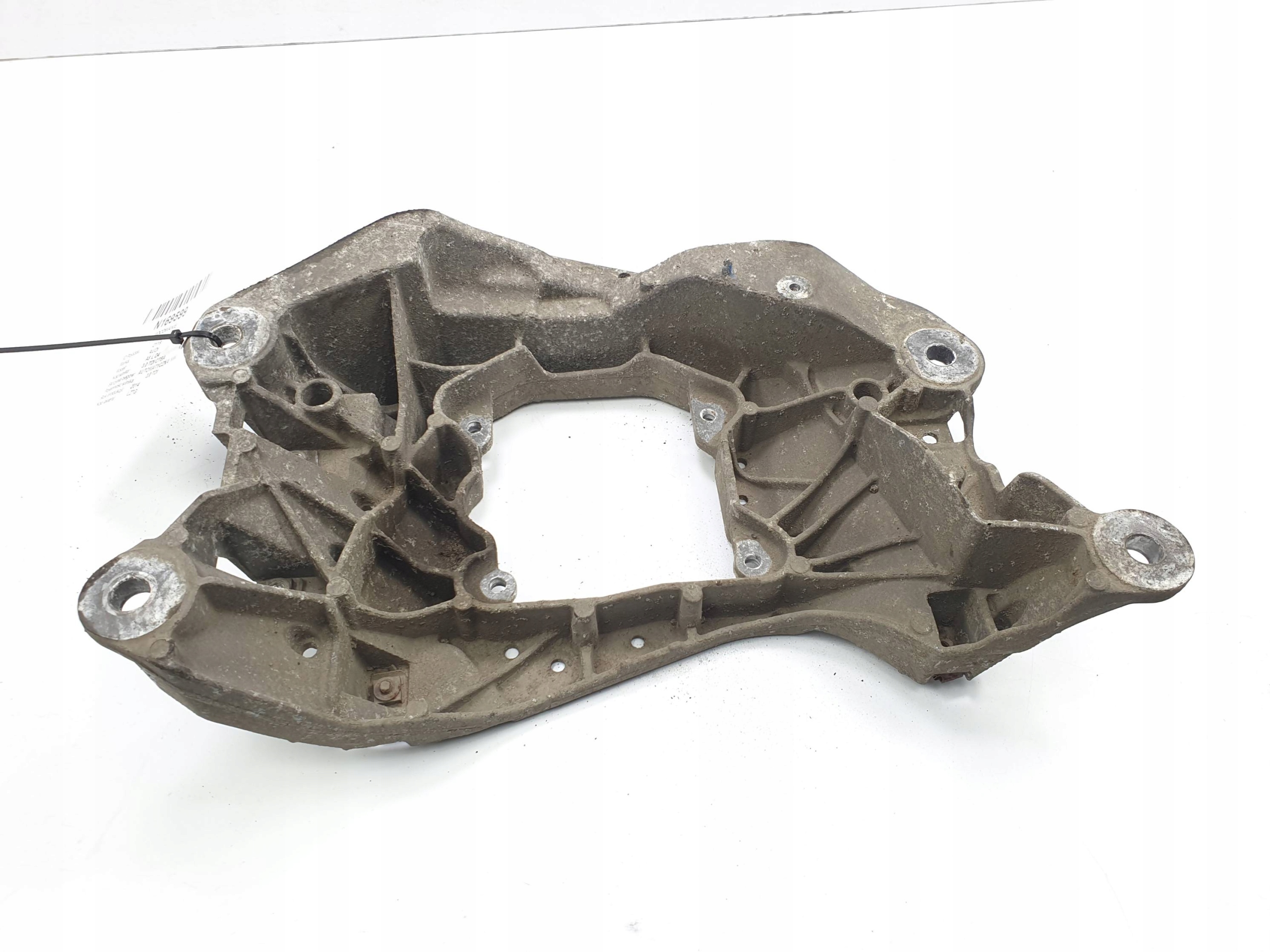 Крепление 4G0399263AC AUDI A8 L D4