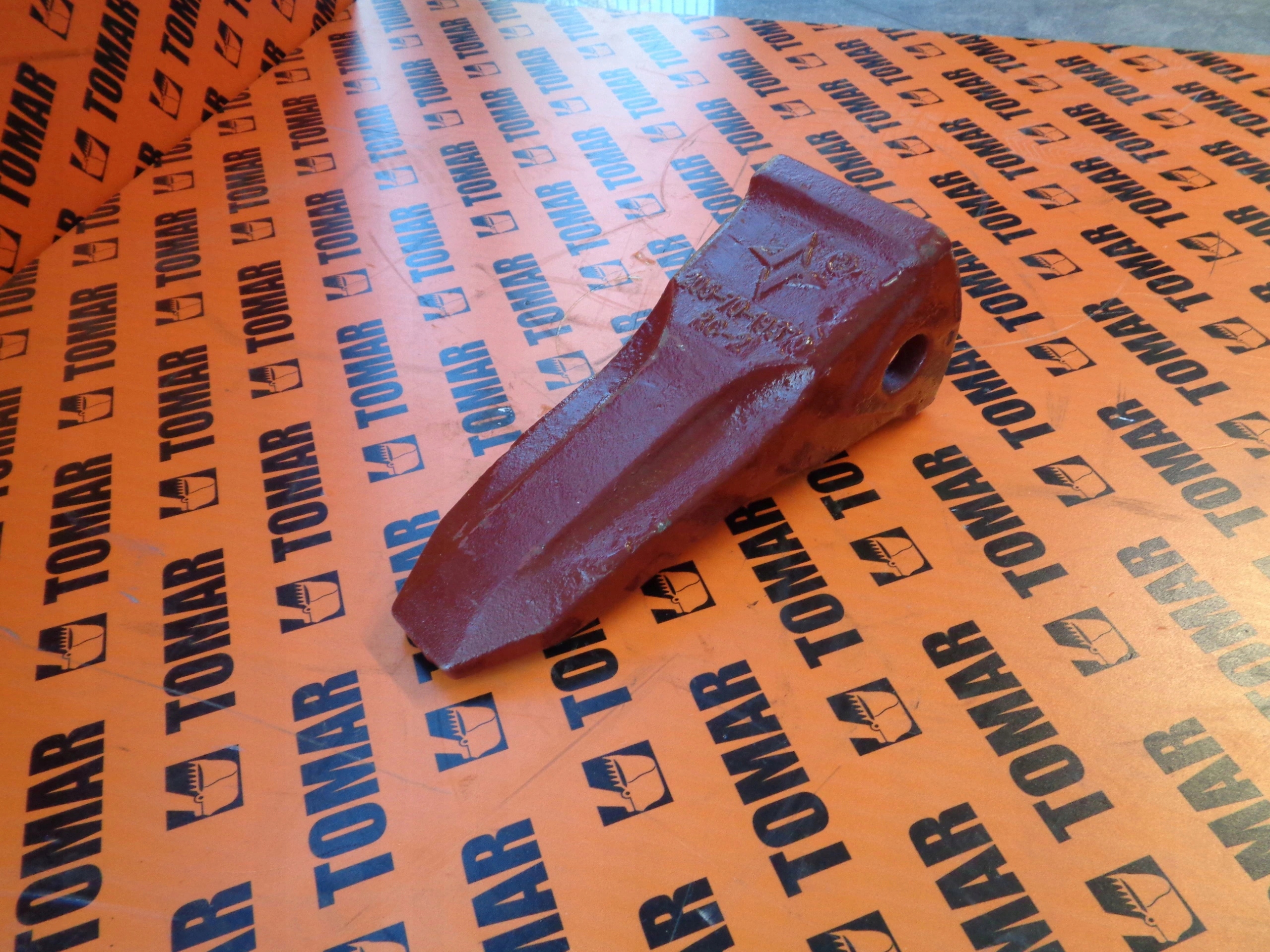 Ząb skalny do łyżki CAT 250 1U3252 Producent części Premium