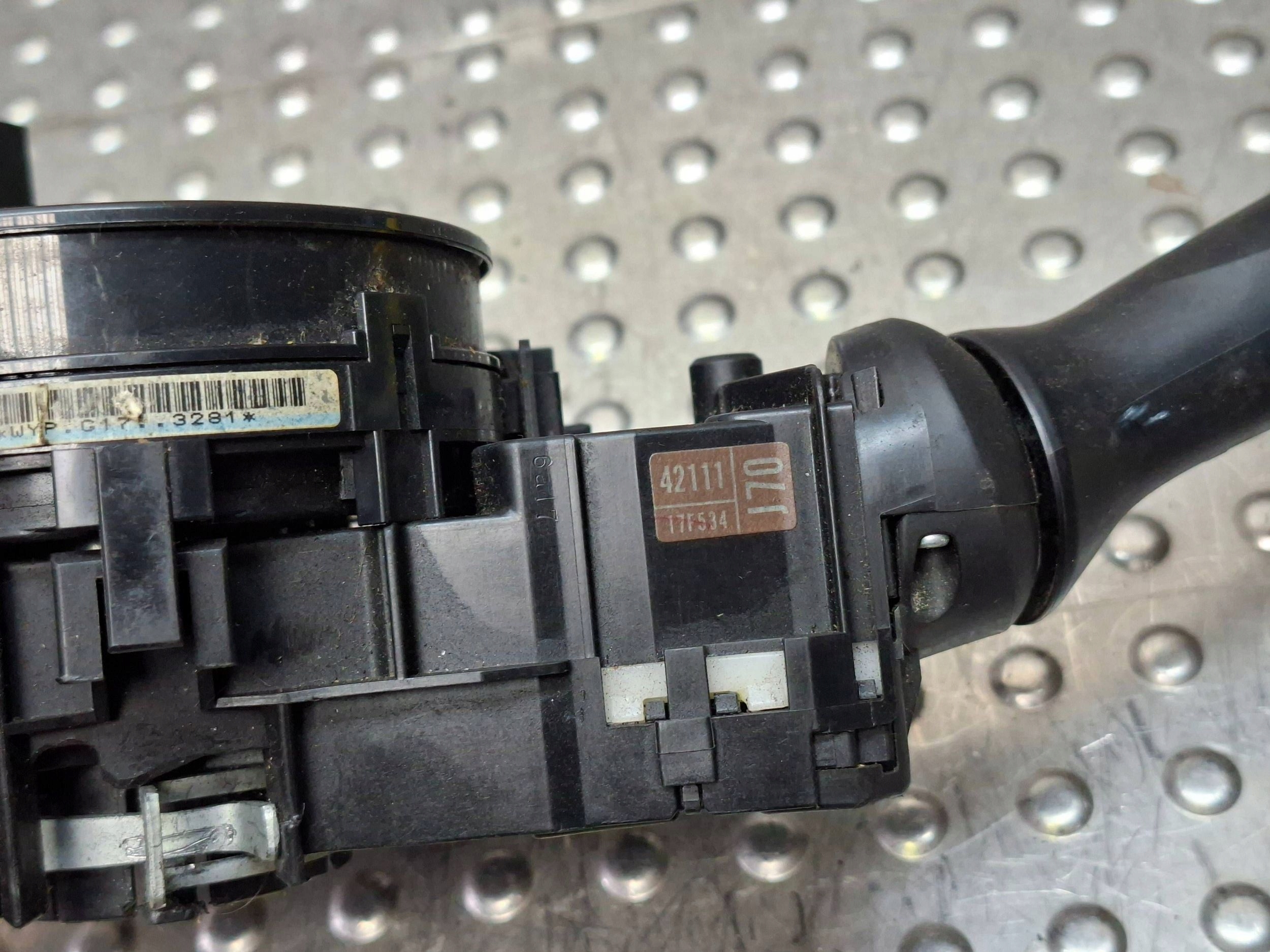 steering wheel levers and controls control ring TOYOTA RAV4 12