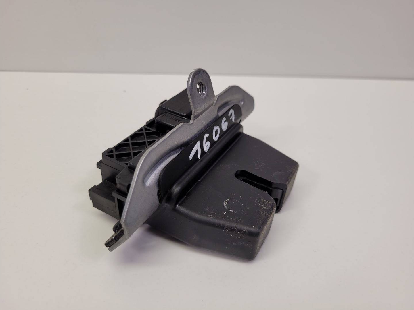 lock bonnet boot Ford Fiesta 7 2019 H1BAN442A66AB