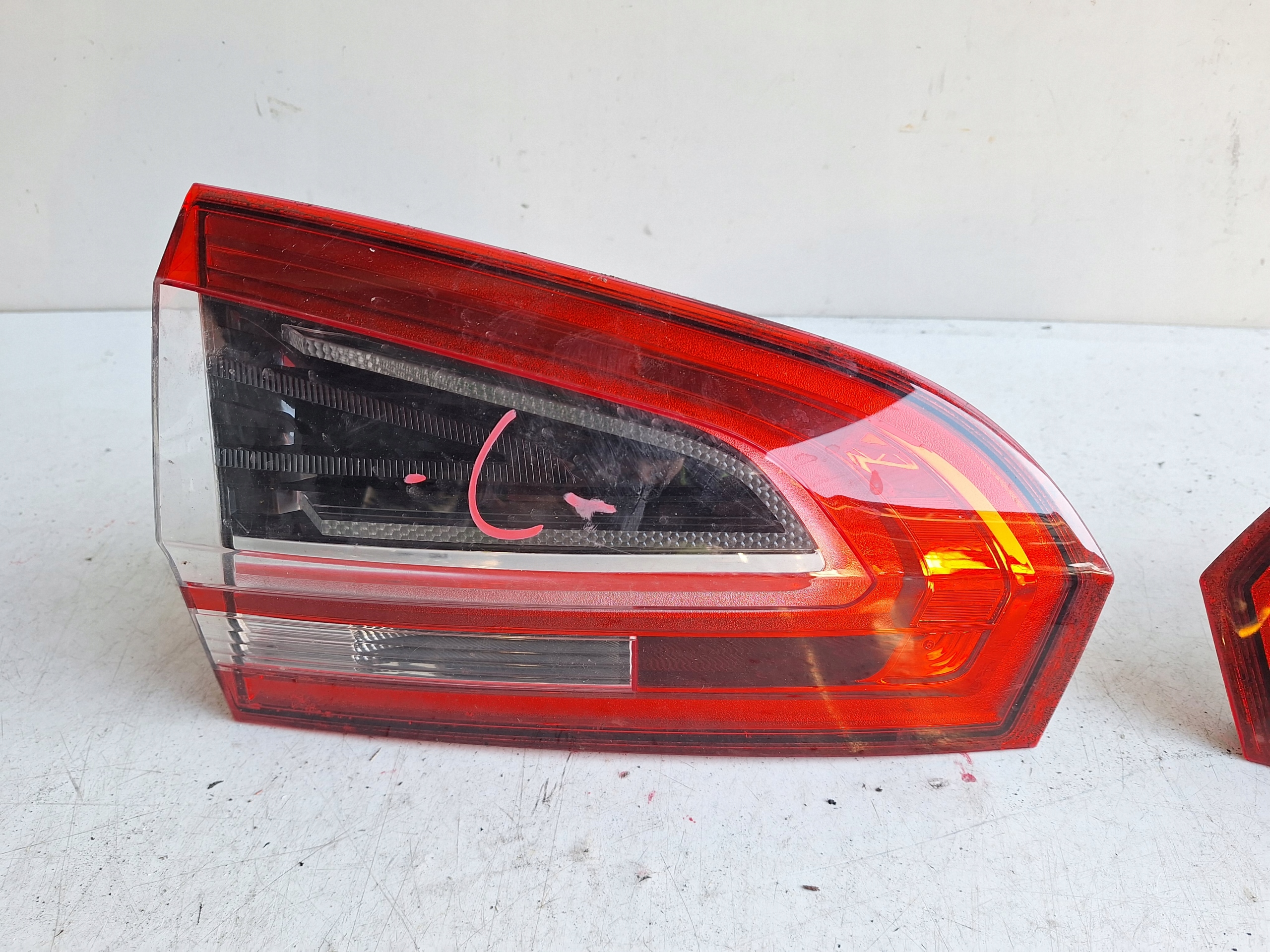 FORD S-MAX MK1 LIFT 10-15 light left LED trunk door