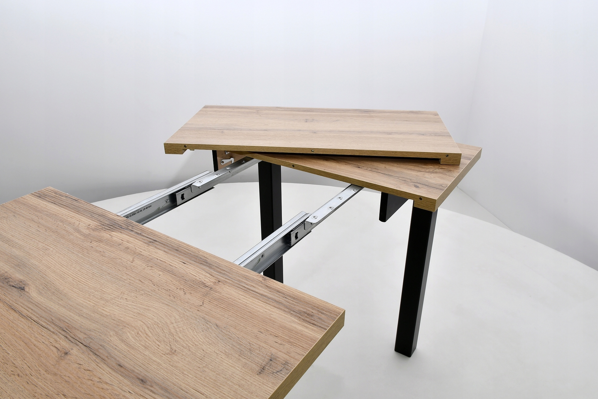 kwadratowy STÓŁ rozkładany 80/80 do 160 Szerokość mebla 80 cm