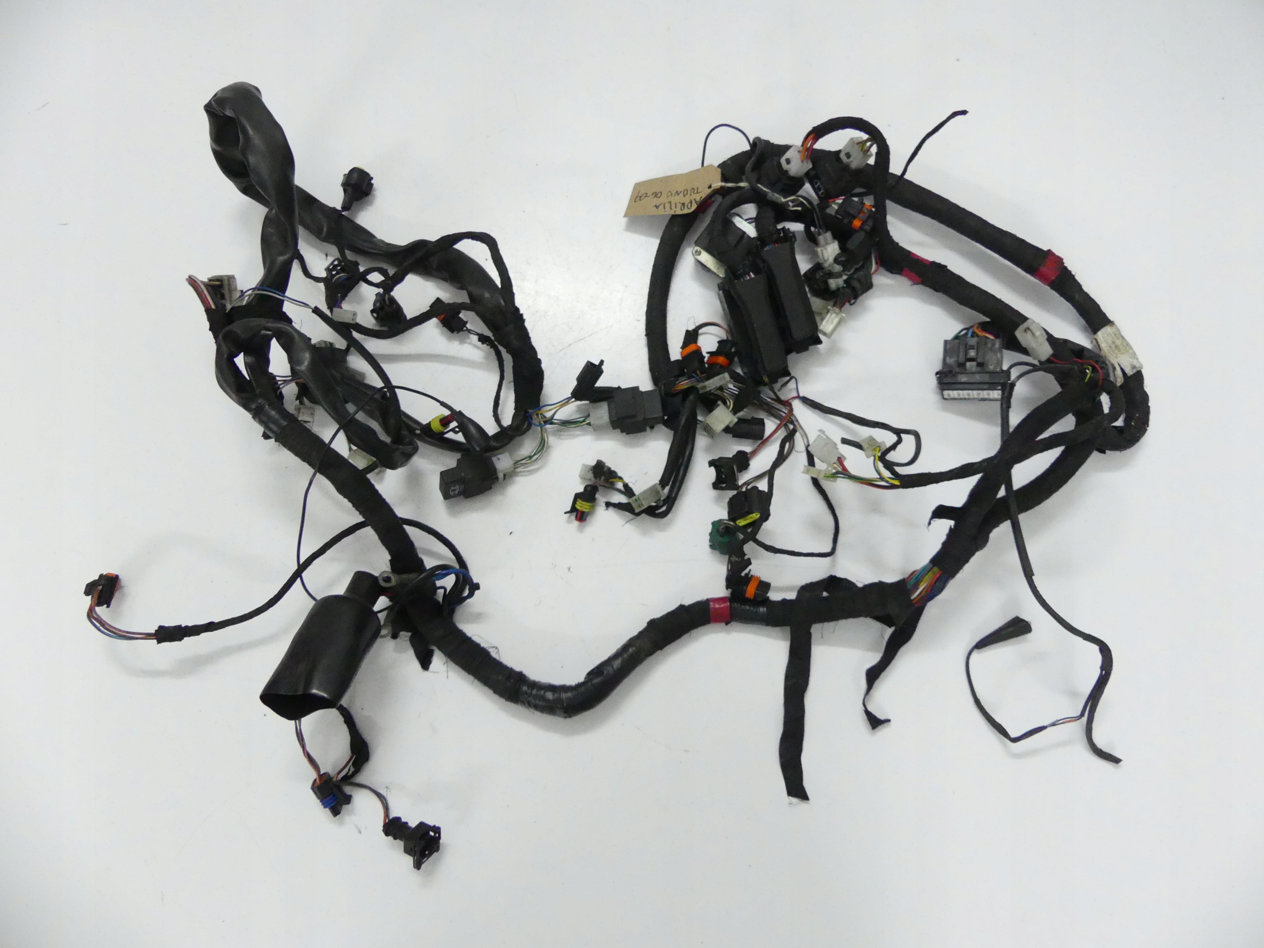 , УСТАНОВКА APRILIA RS4 TUONO 06-09