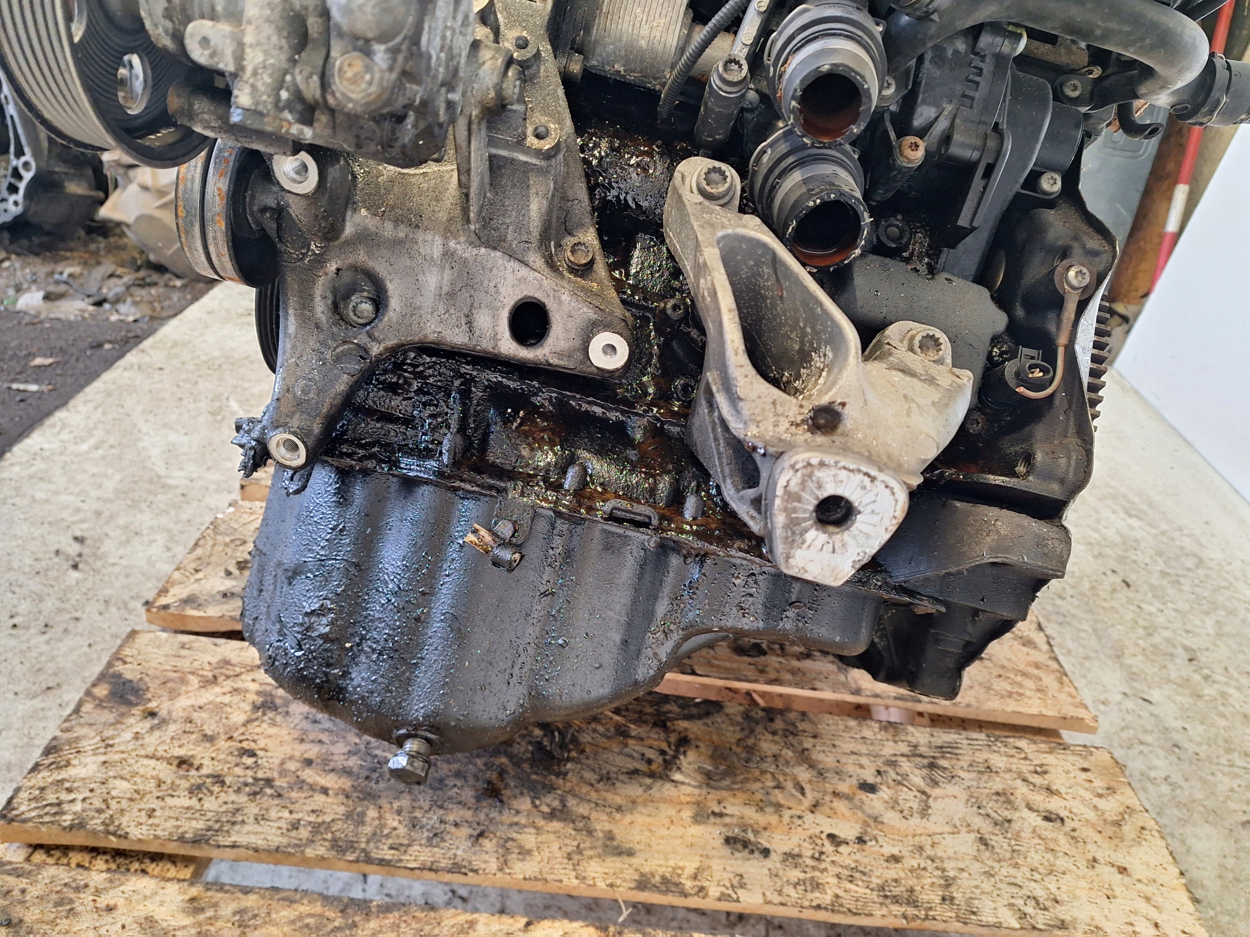 AUDI A4 B8 8K AUDI A5 8T 08-> engine 1.8 TFSI CAB