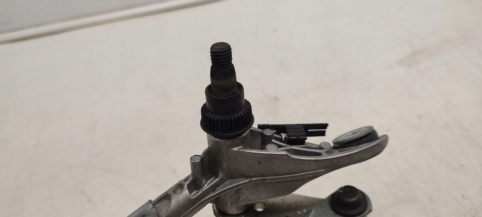 wiper mechanism BMW E90 E91 LIFT 2,0D