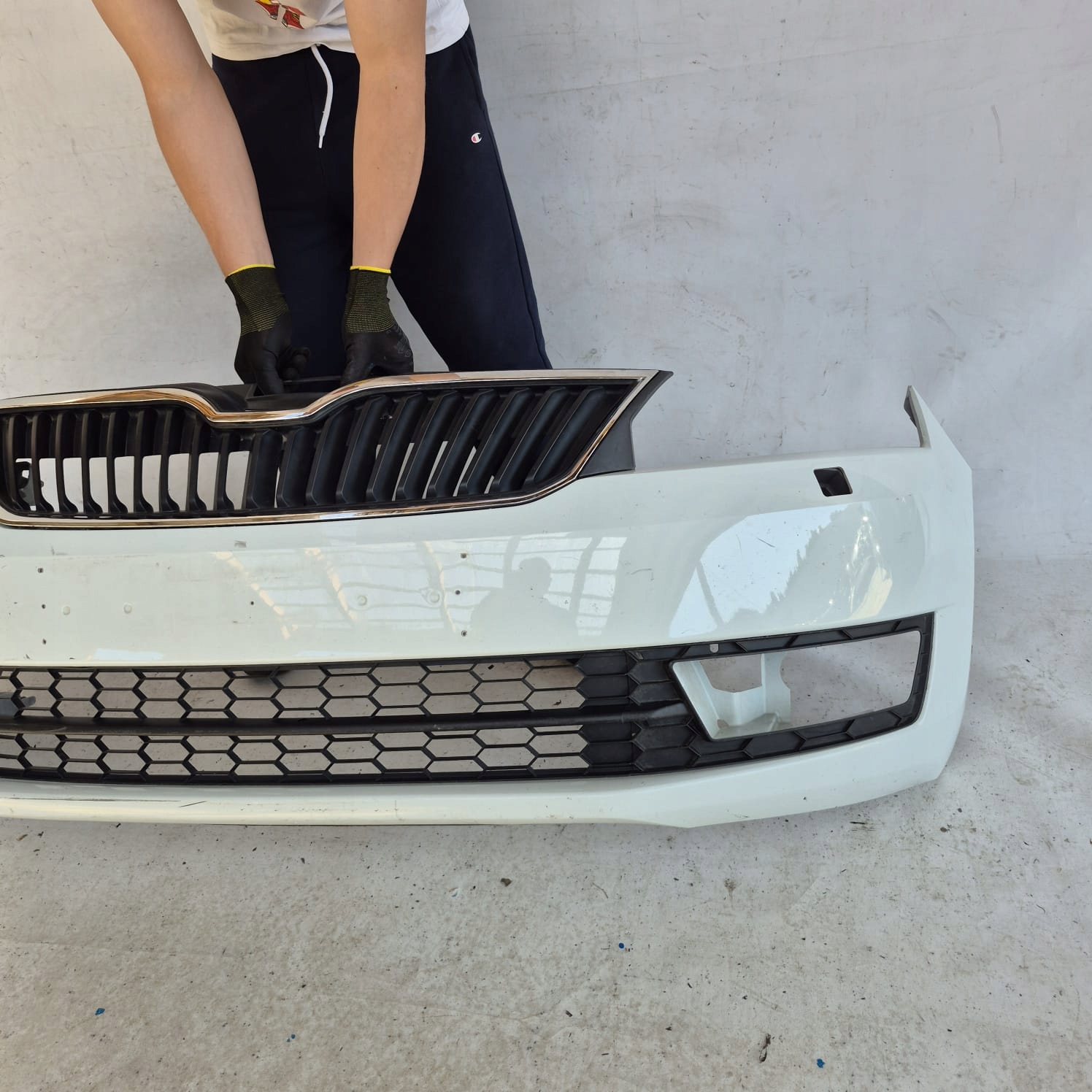 SKODA RAPID 12-17 bumper front front washer