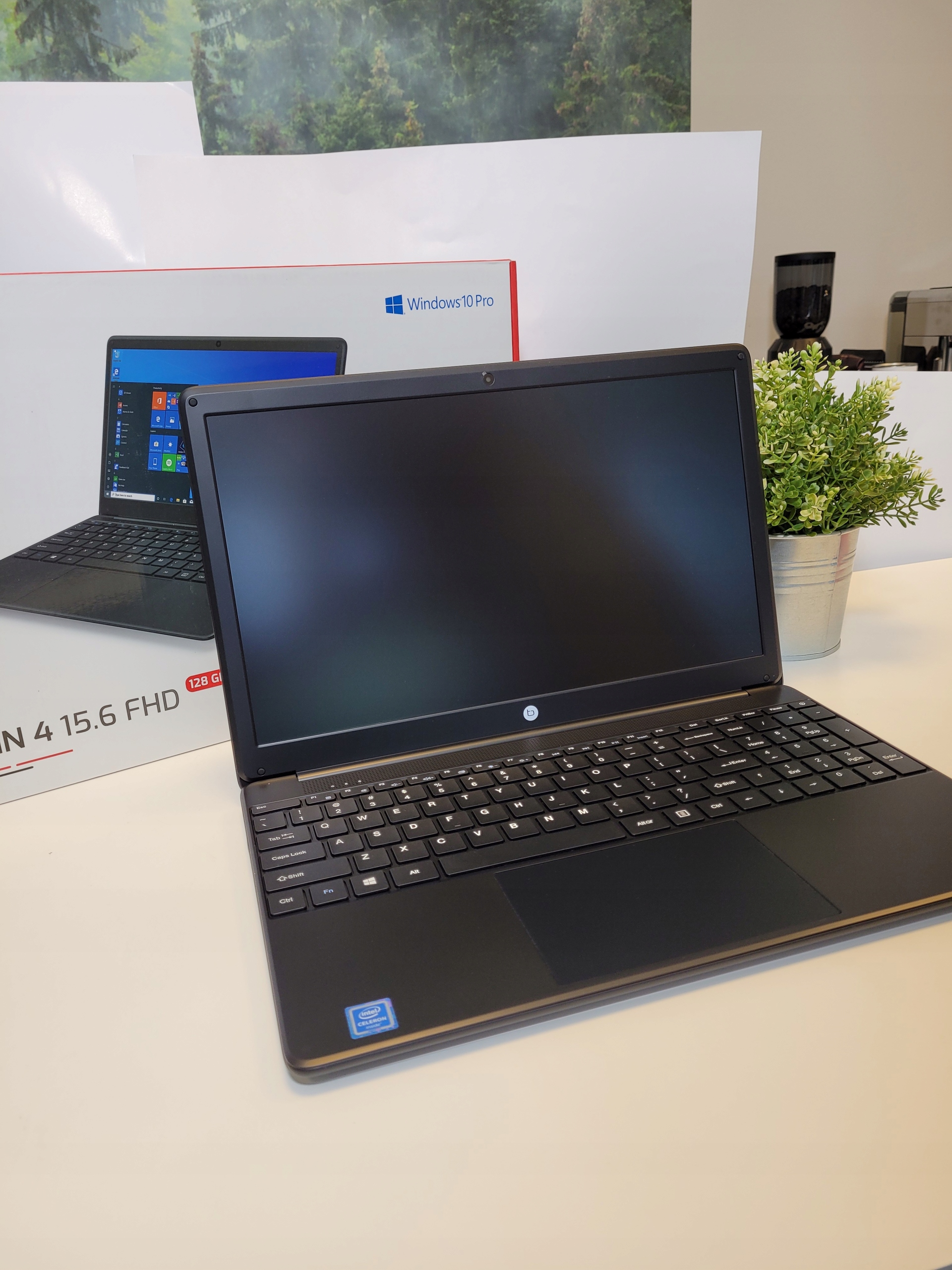 Laptop dla ucznia 128 GB, Win 10 PRO Jak nowy! Kod producenta TAB000525
