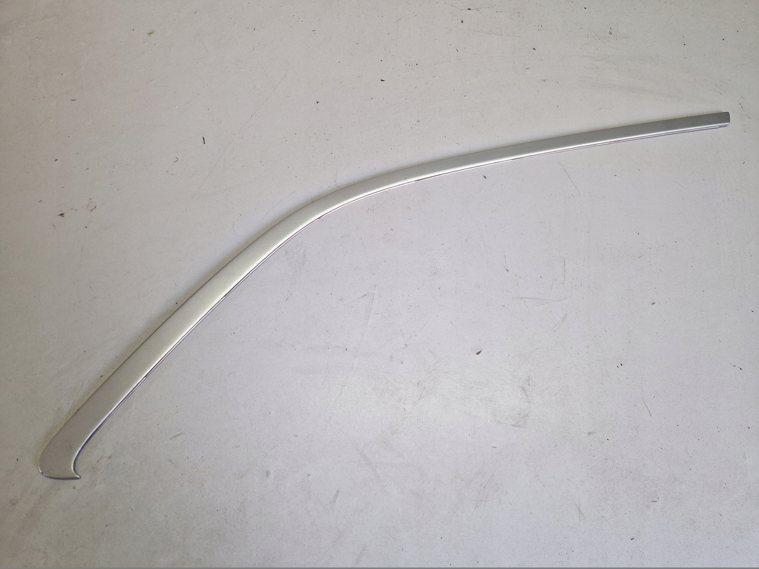 AUDI Q7 4L moulding windows right