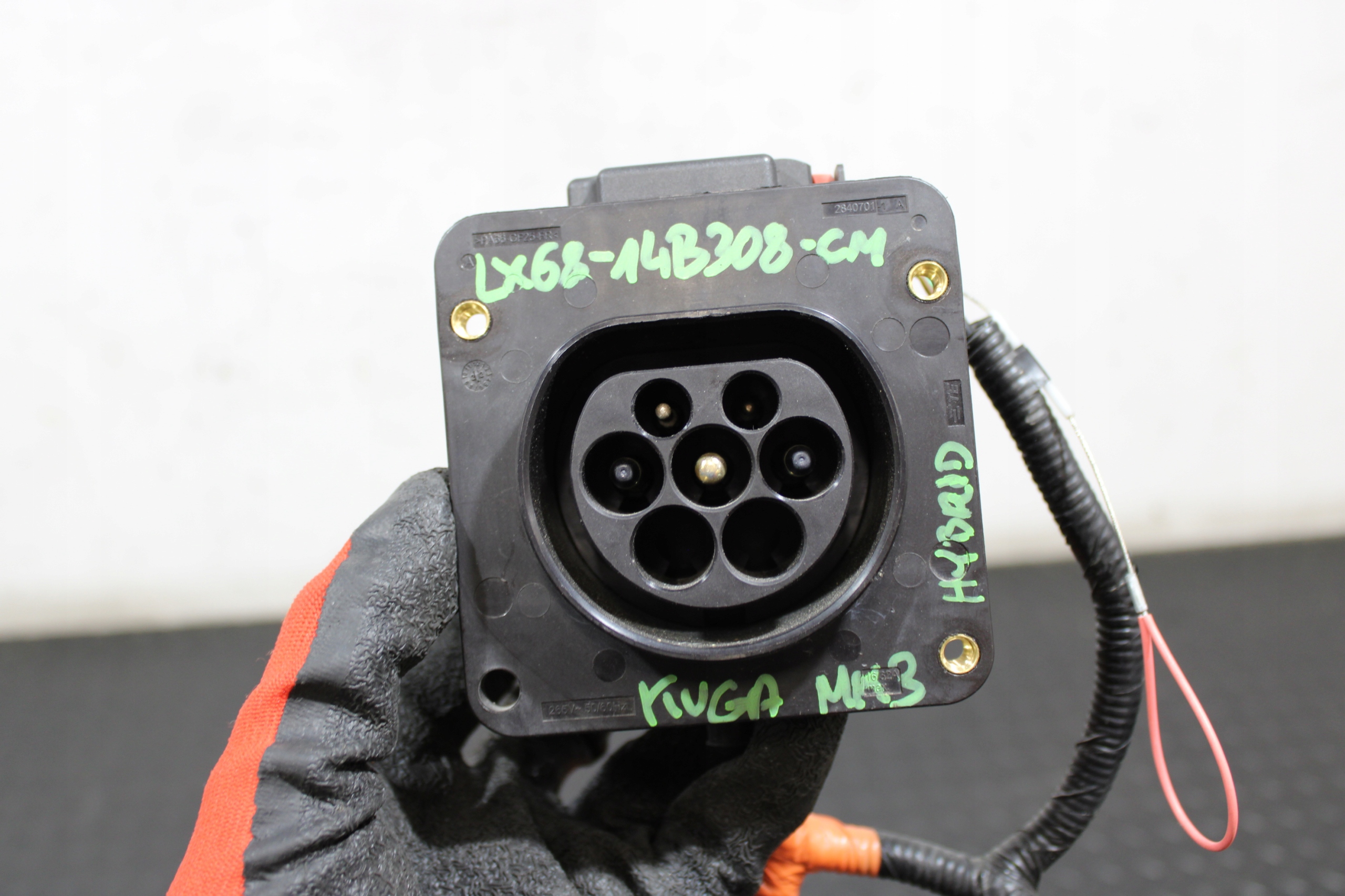 adapter LADOWANIA FORD KUGA MK3 LX68-14B308-CM