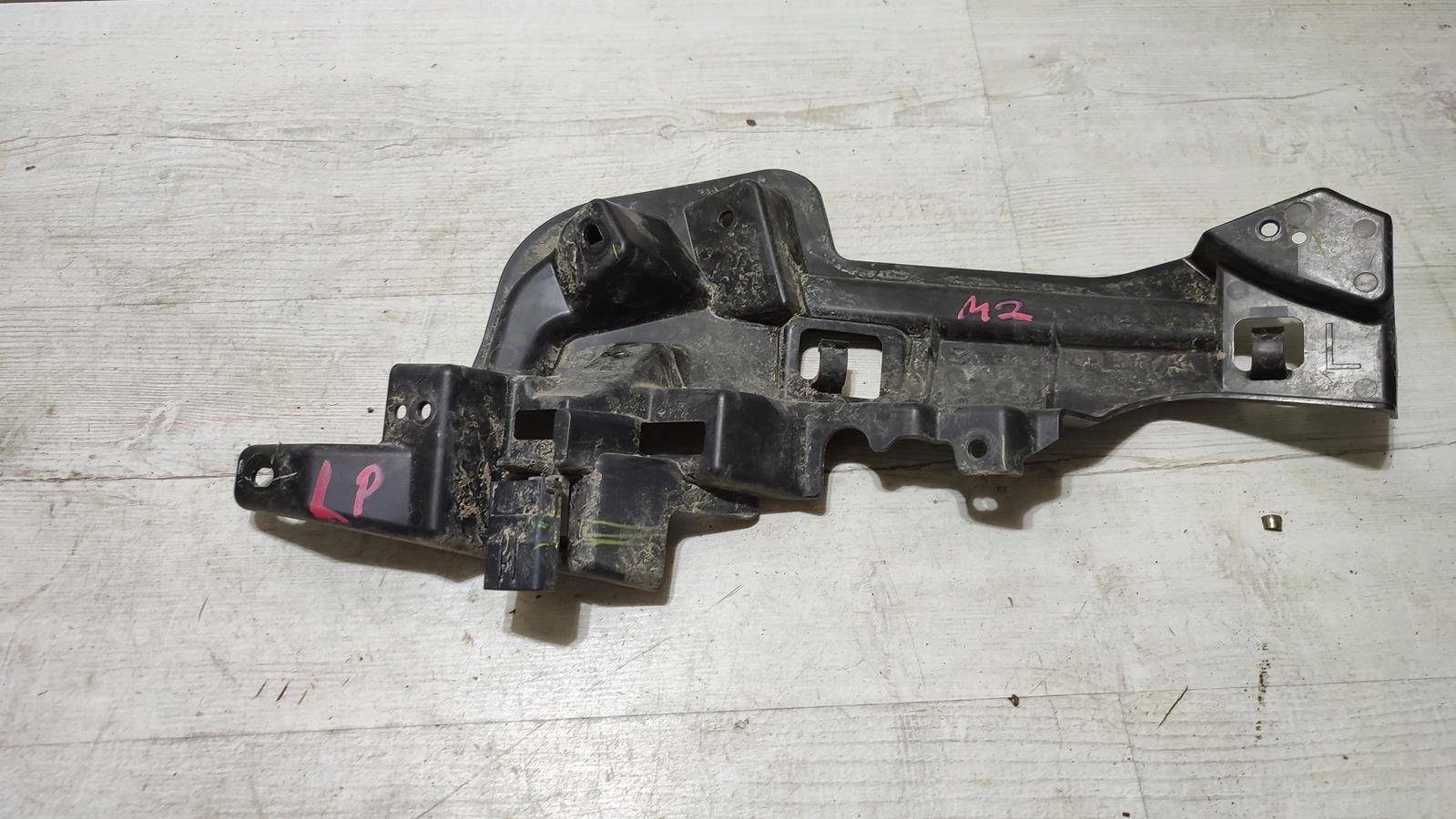 support bumper left front Mazda 2 DJ /DL lift