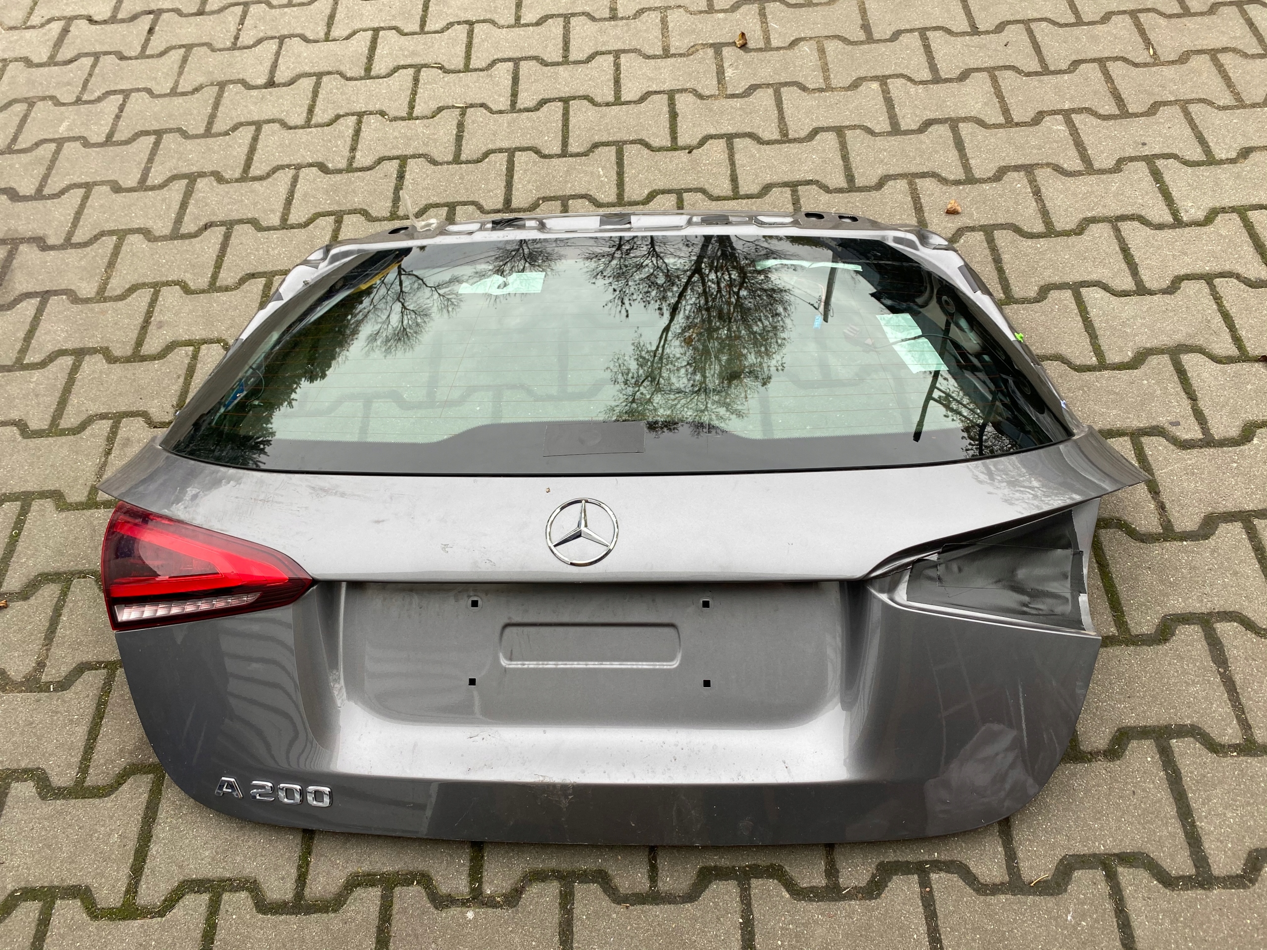 Mercedes A 177 Klapa Tylna