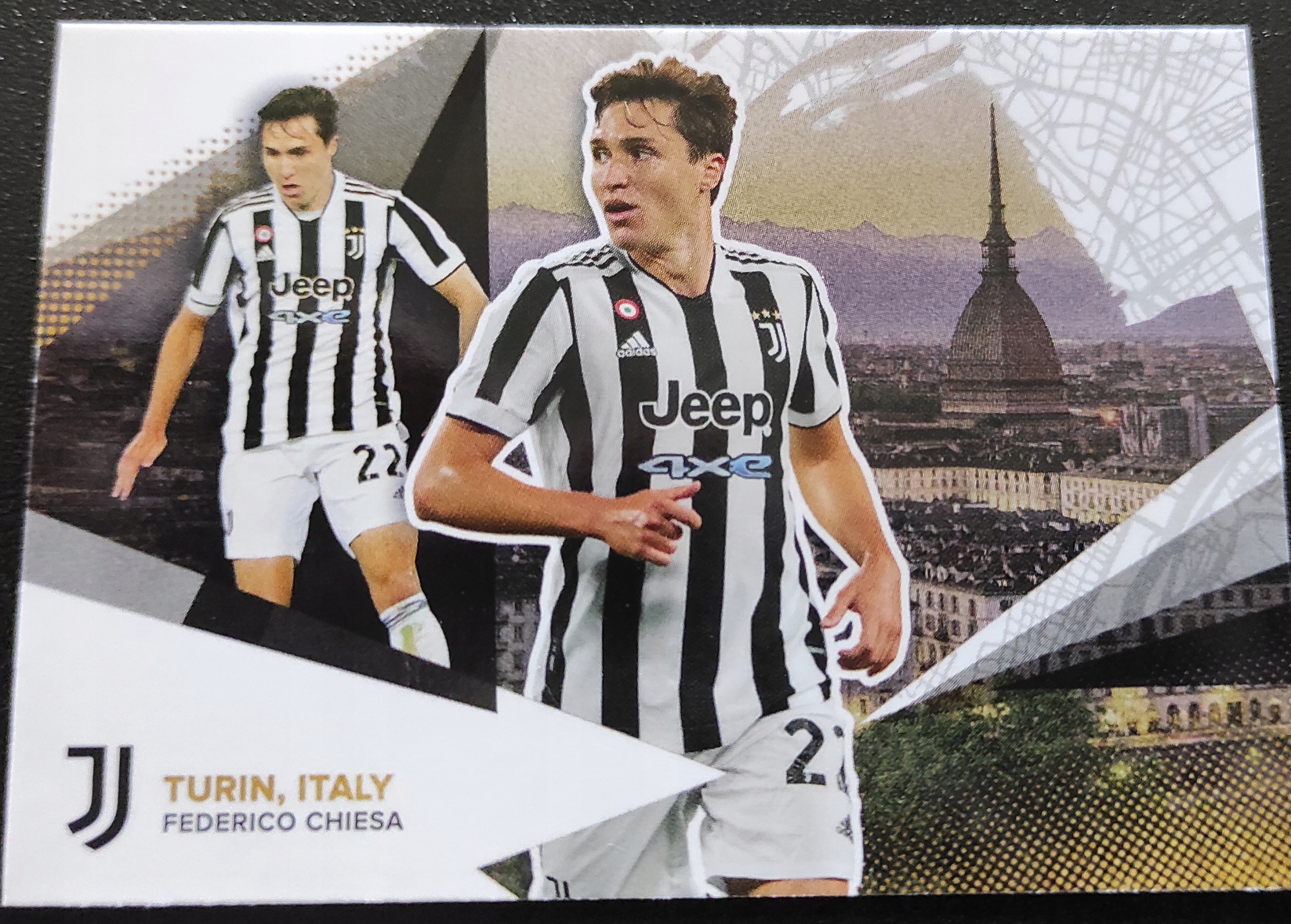 Juventus Topps 2021/2022- Turin Chiesa