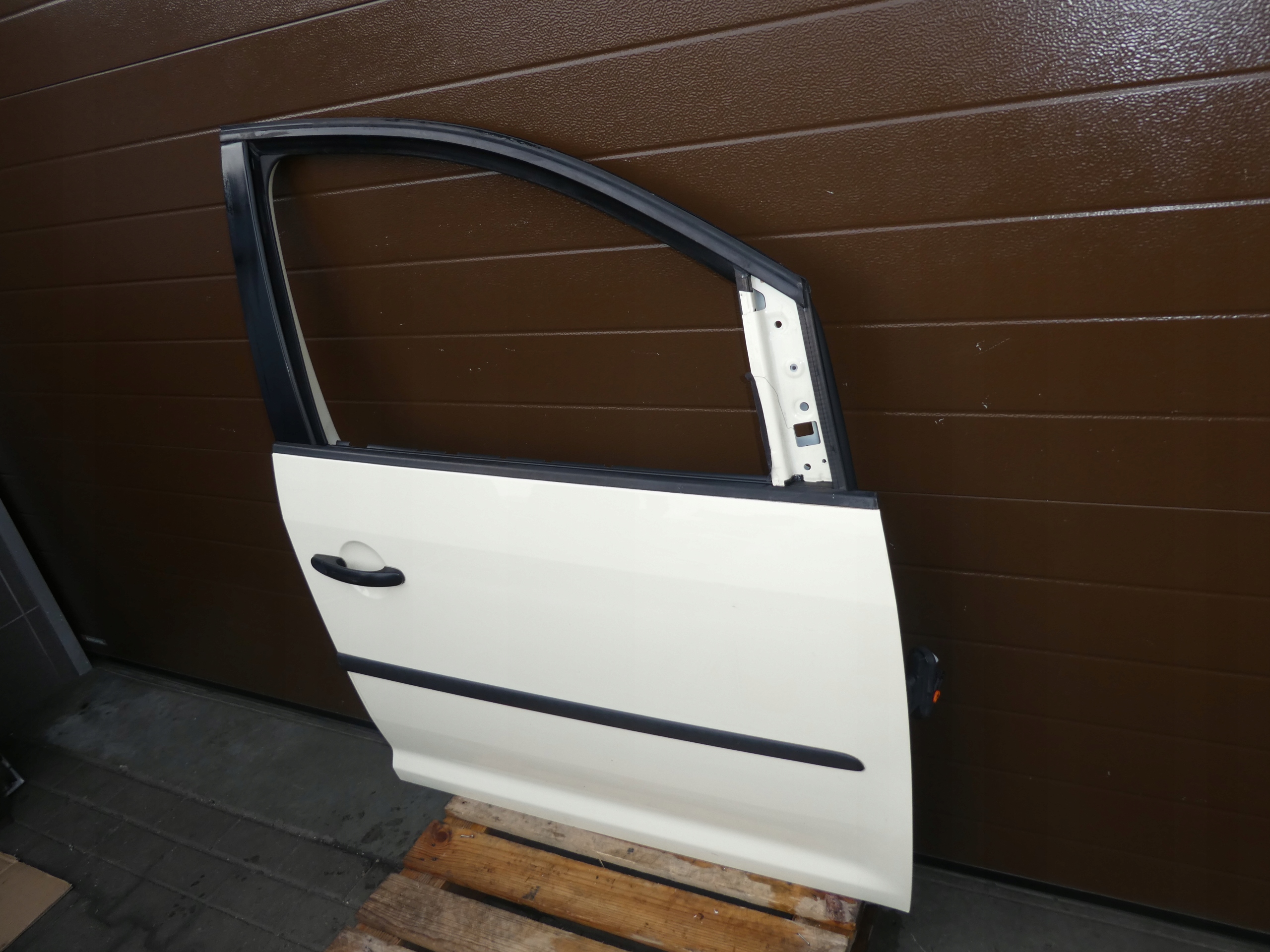 VW TOURAN LIFT front right door