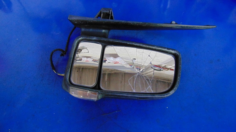 mirror right EUROPA 7 PIN MERCEDES SPRINTER A910 A907 18-25R
