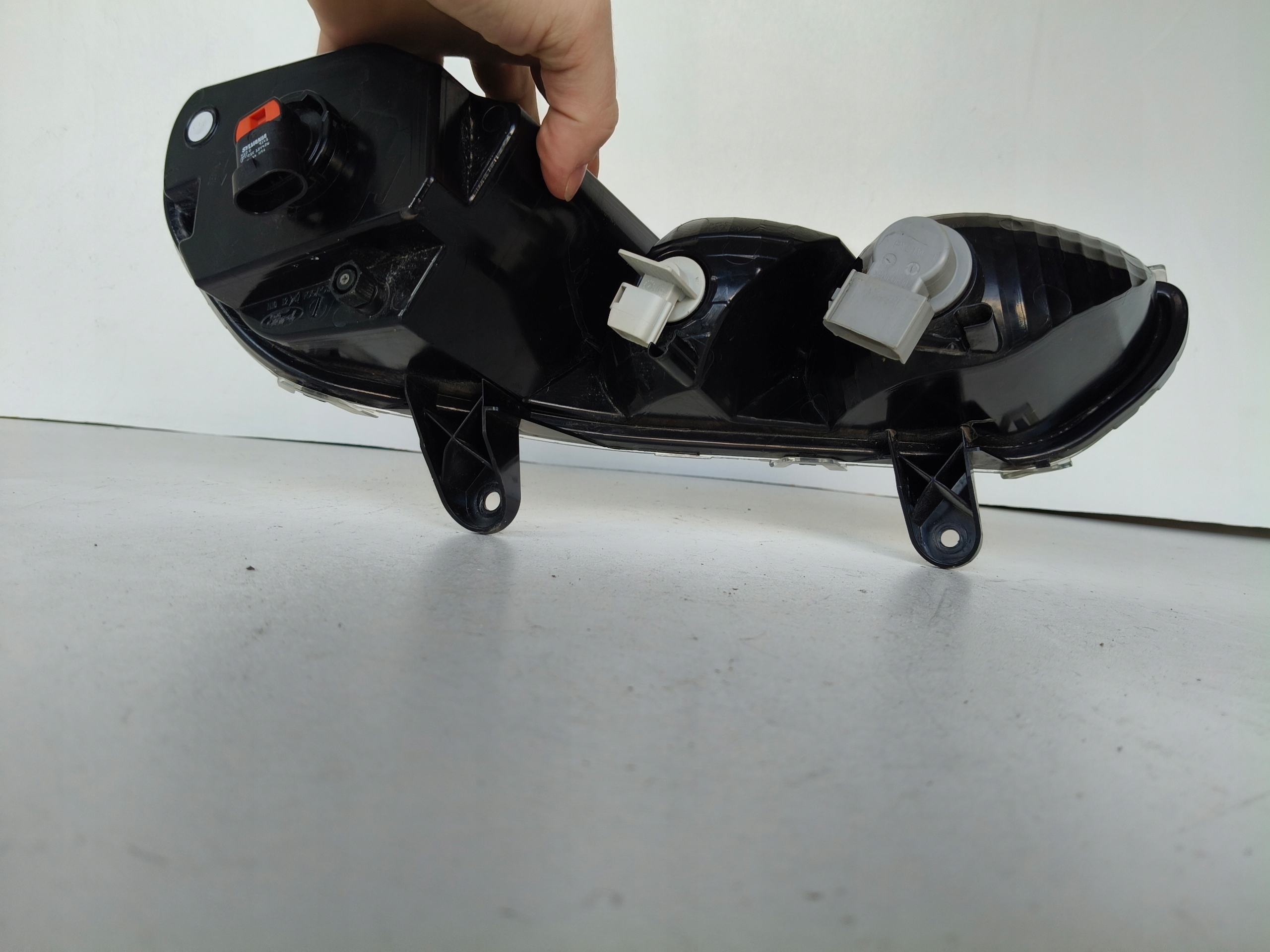 Nebelscheinwerfer links FORD KUGA MK2 12- 3 ZAROWKI