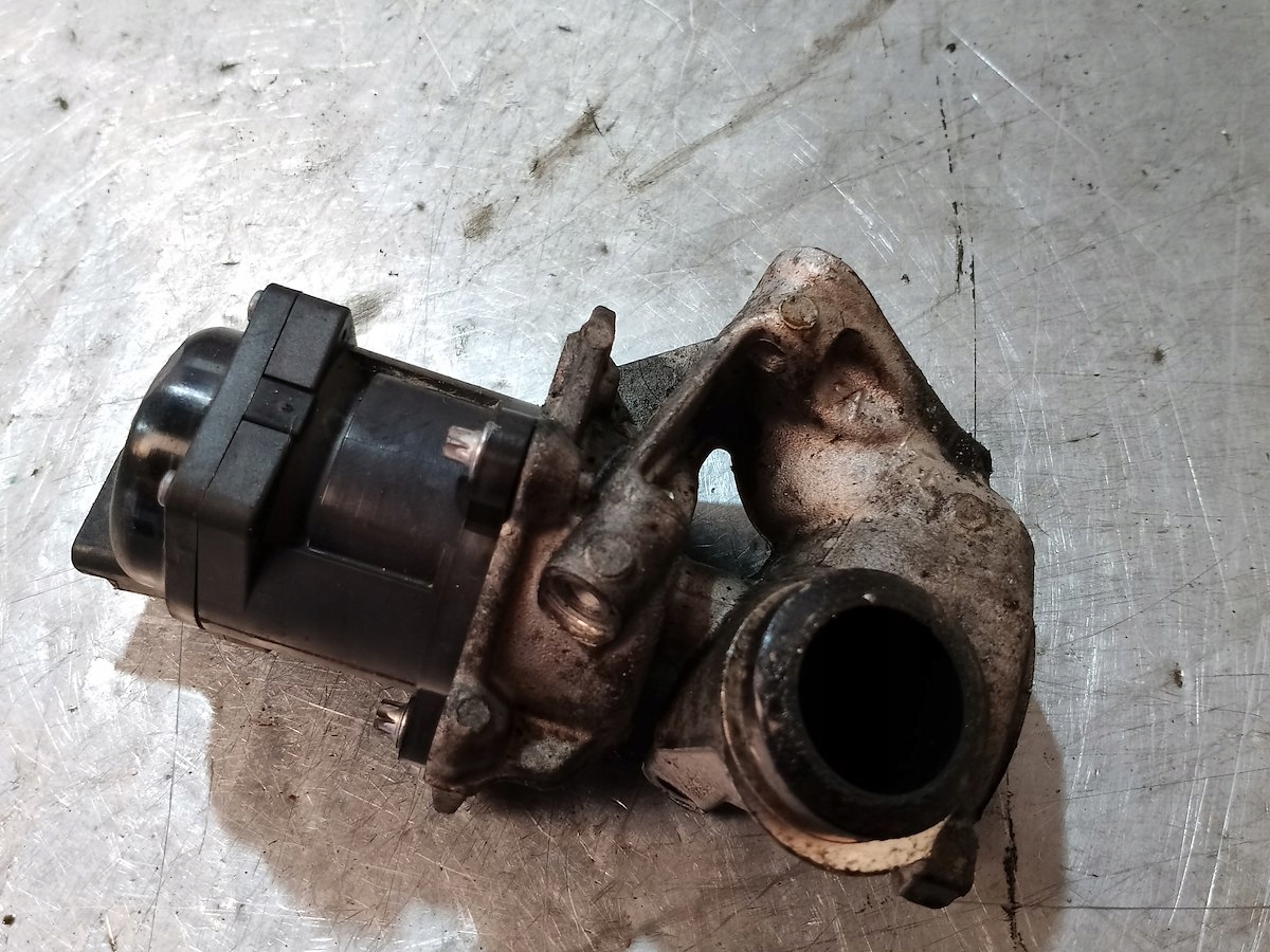 КЛАПАН РЕЦИРКУЛЯЦИИ ОТРАБОТАВШИХ ГАЗОВ CITROEN XSARA PICASSO 2.0 HDI