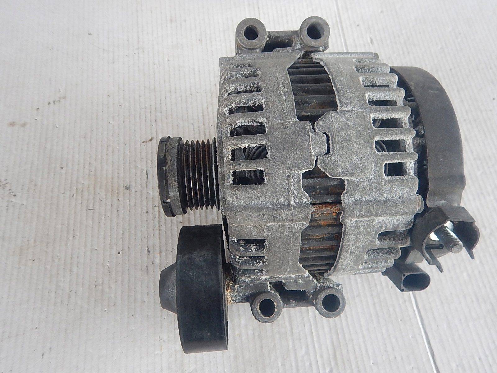 генератор BMW OE 7550968