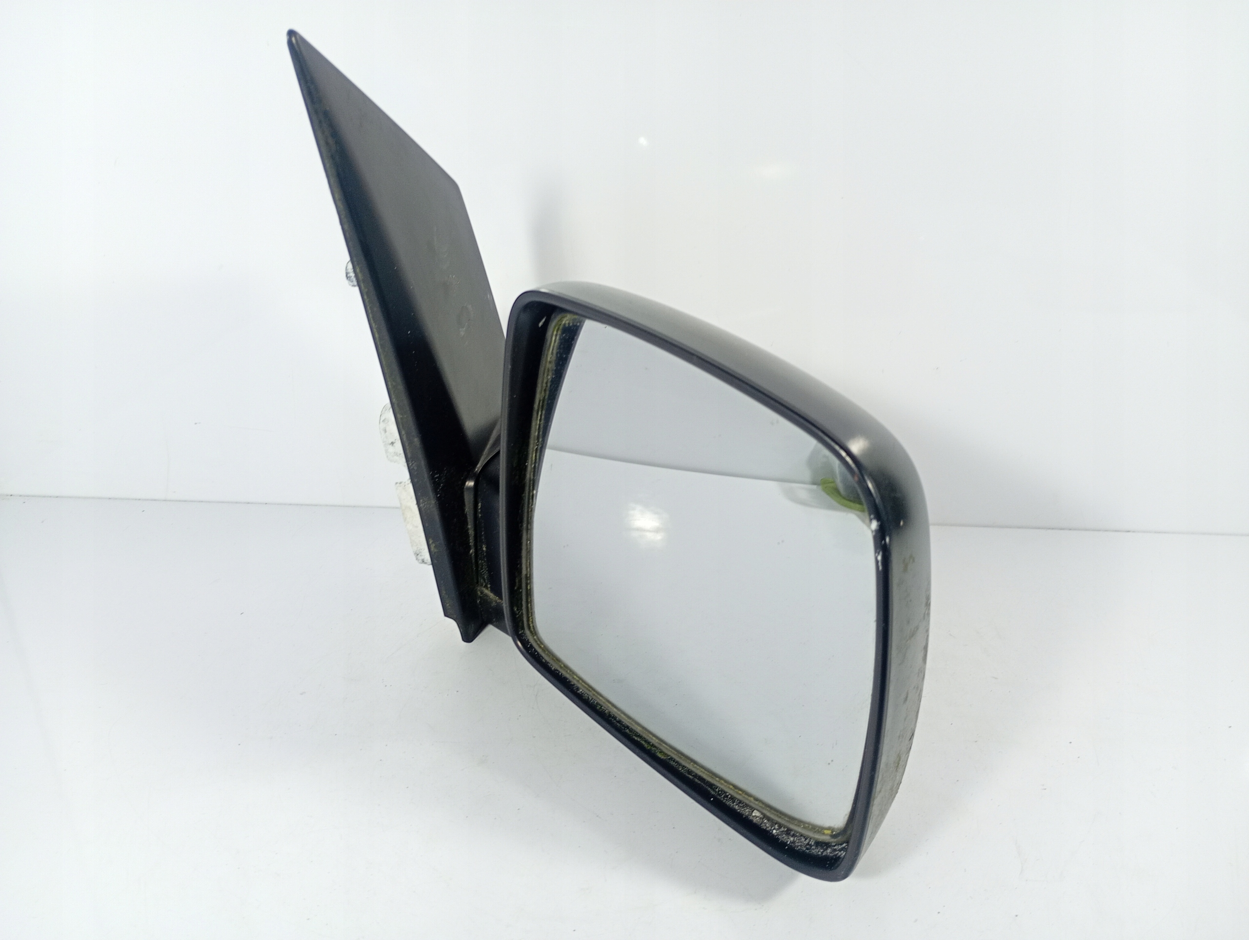 Hyundai H1 HI 07-15 mirror right manually