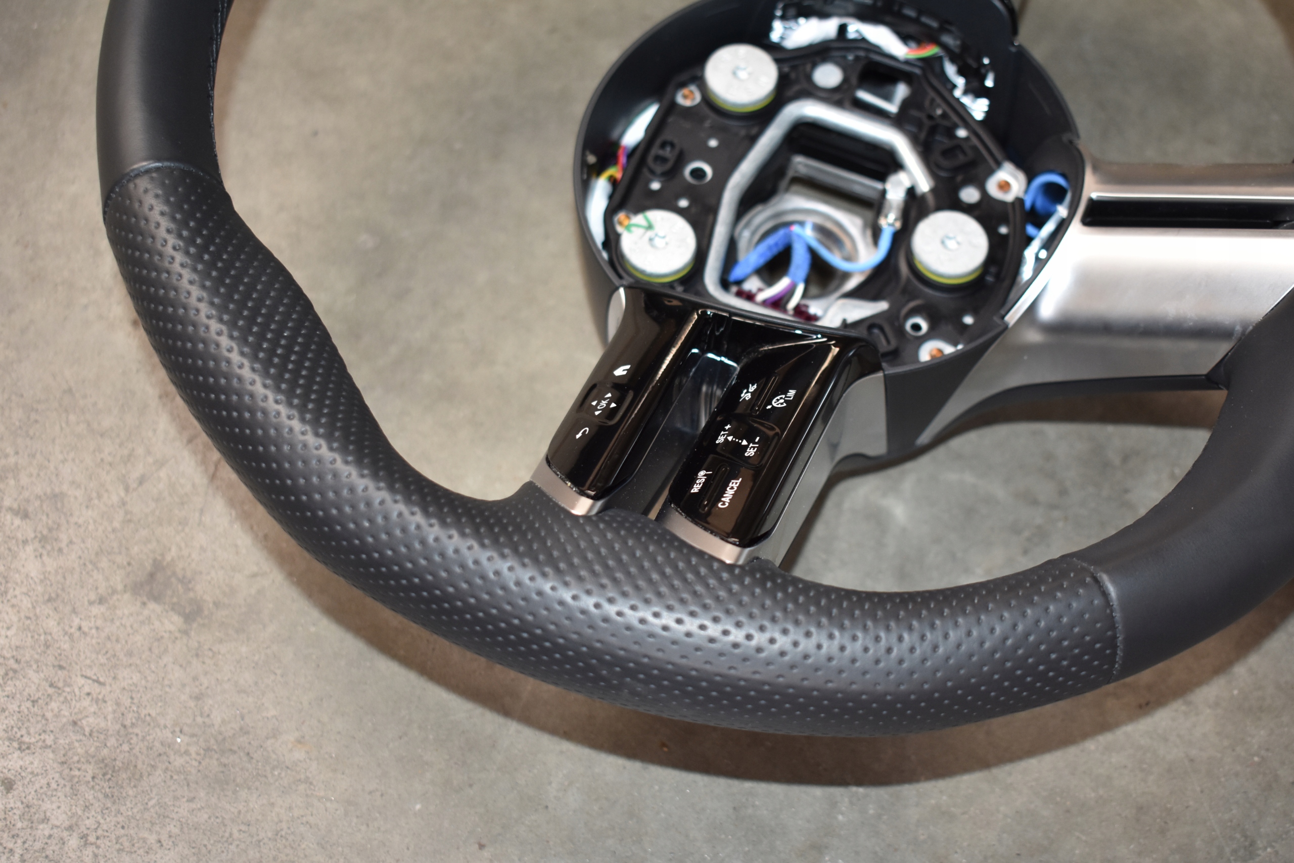 steering wheel, GRZANA + control ring MERCEDES W214 AMG 1