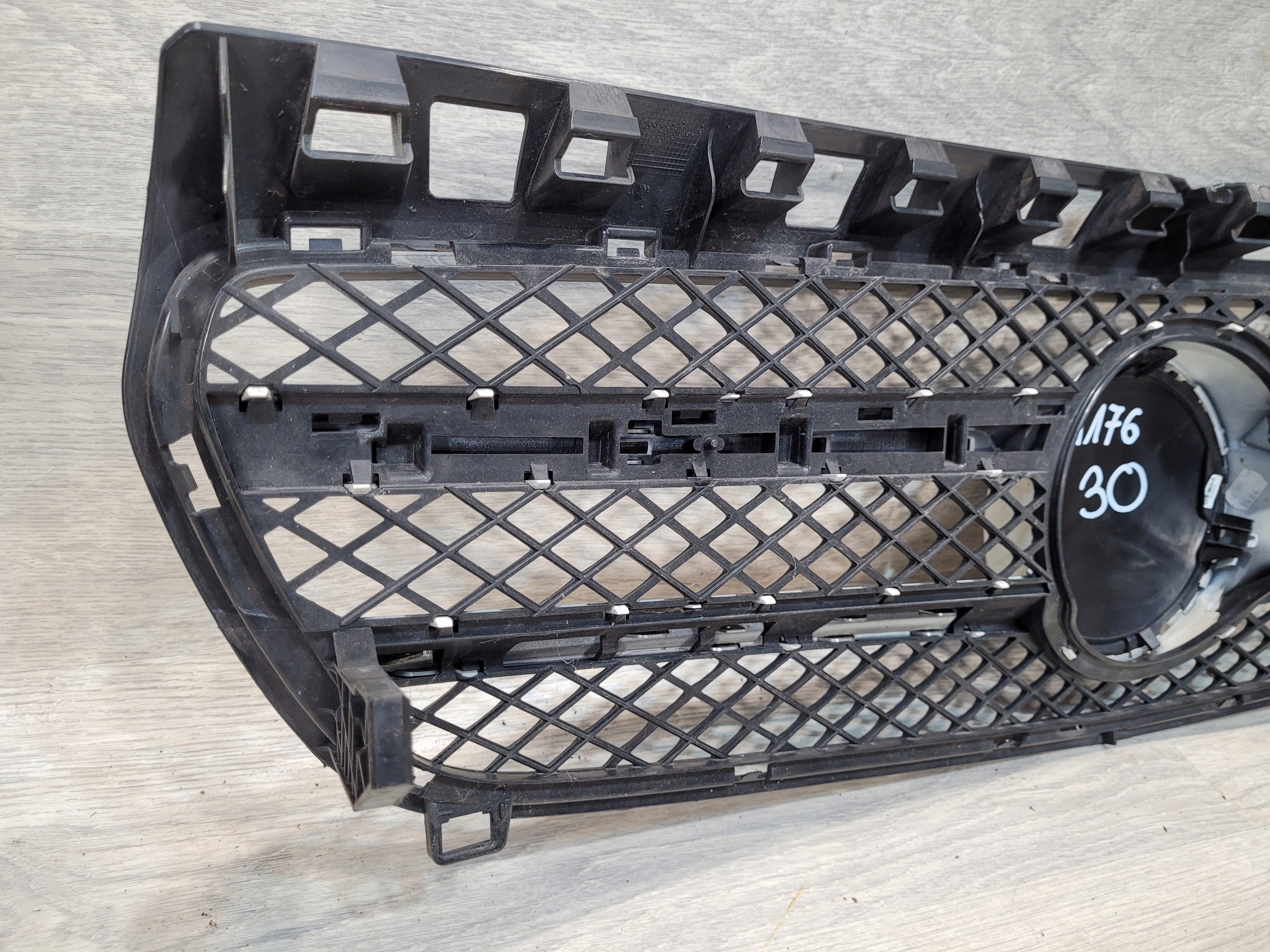 Mercedes-Benz A-Klasse W176 Kühlergrill FRONTGRILL Kühlergitter - Thumbnail 6