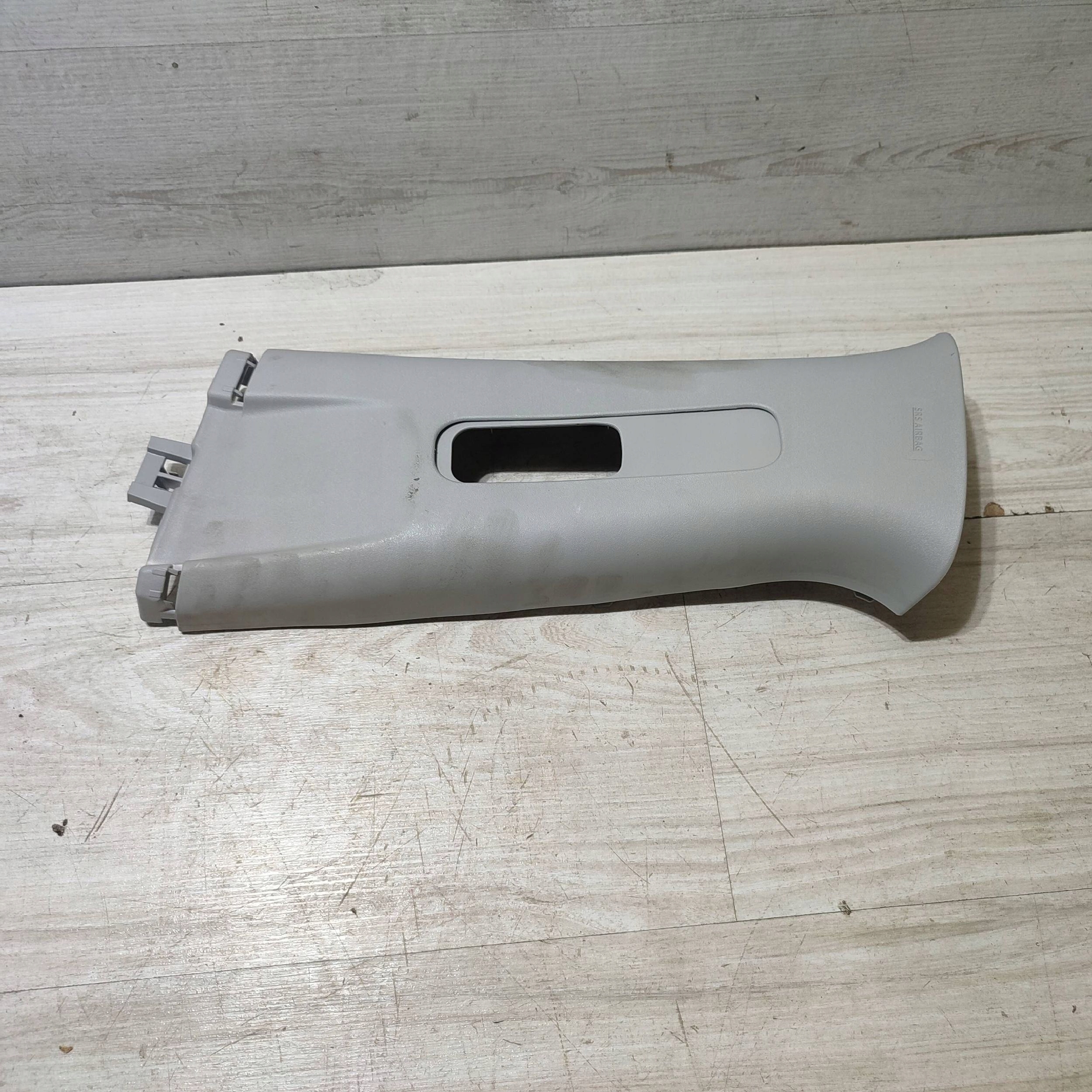 cover slupka B upper left side Suzuki Vitara (LY) 7621279J00