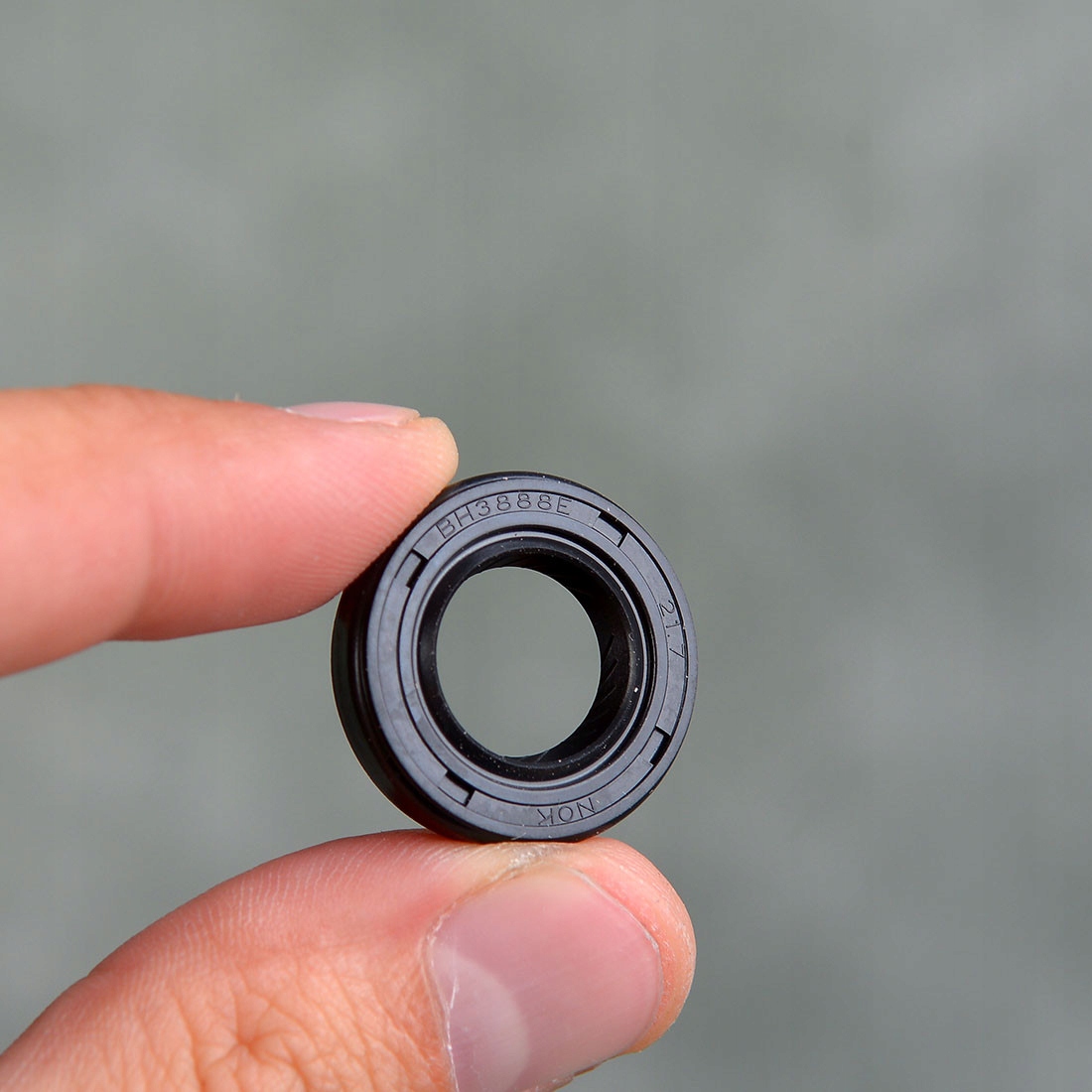 NOK BH3888E USZCZELNIACZ APARATU ZAPŁONOWEGO | HONDA | 12.5x22.5x5 | Numer katalogowy części BH3888E