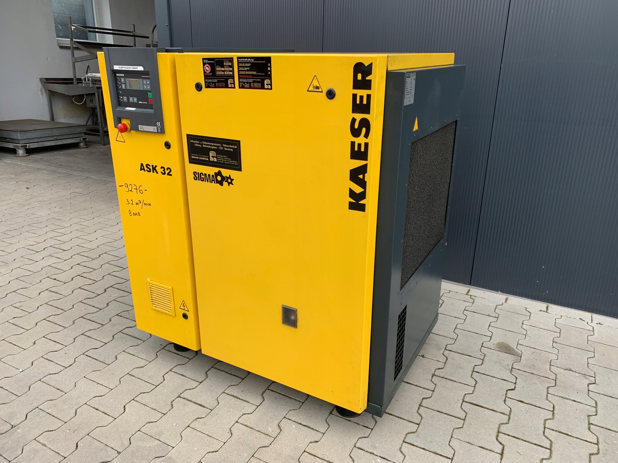 Sprężarka śrubowa kompresor KAESER ASK 32 / 18.5kW / 8bar