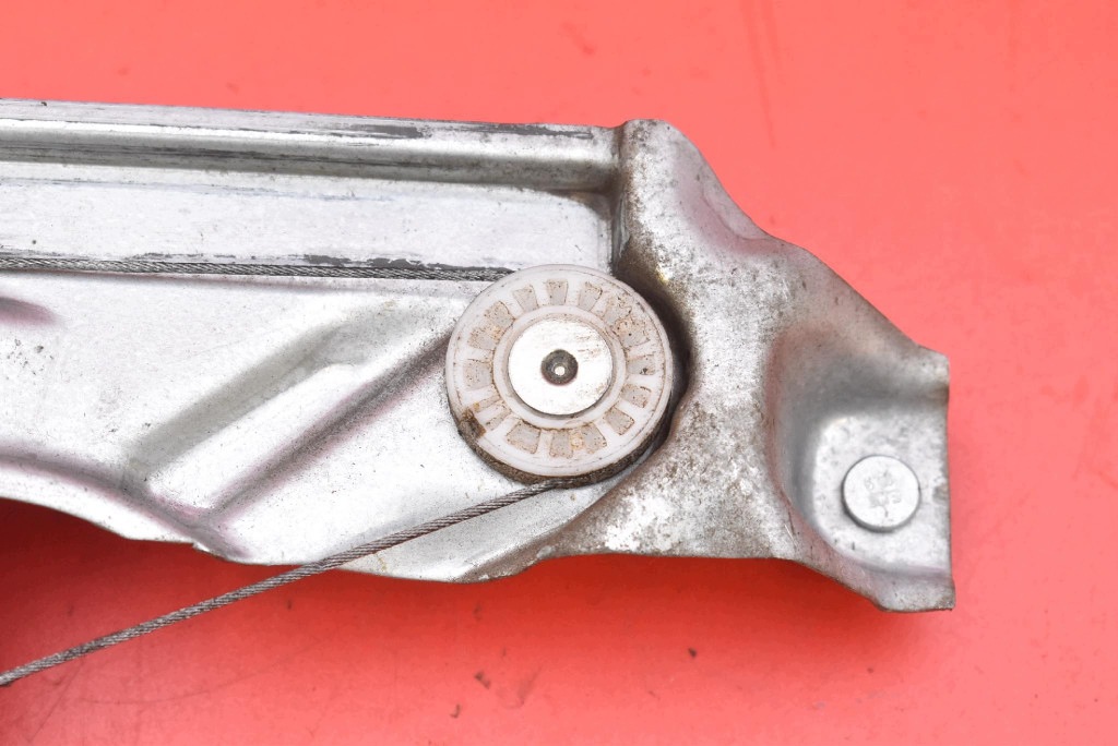 window regulator left rear part EU 827210622R DACIA DUSTER 2 II 17-21