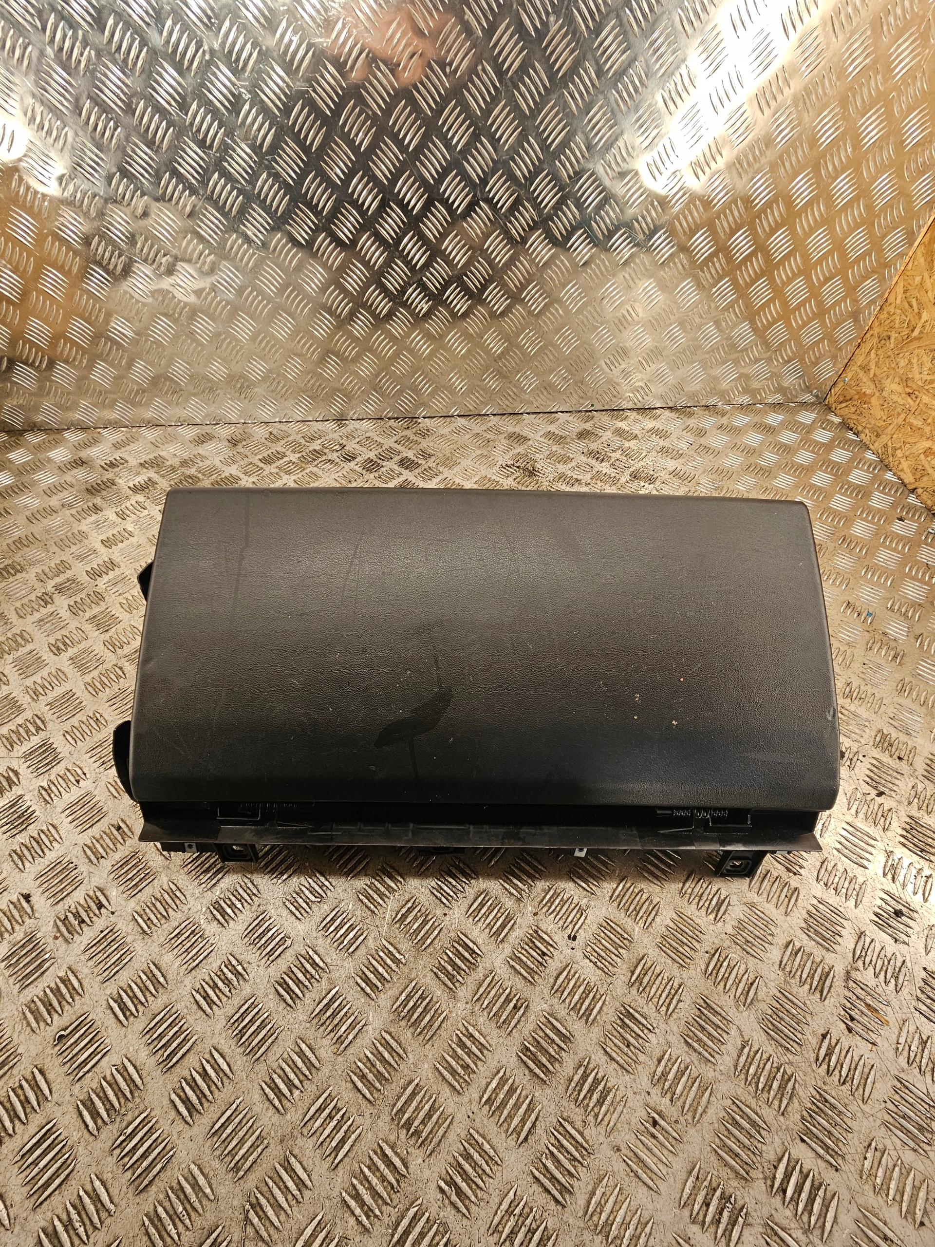 pretinac suvozača RANGE ROVER L405 L494 OE CK52-060K63-B