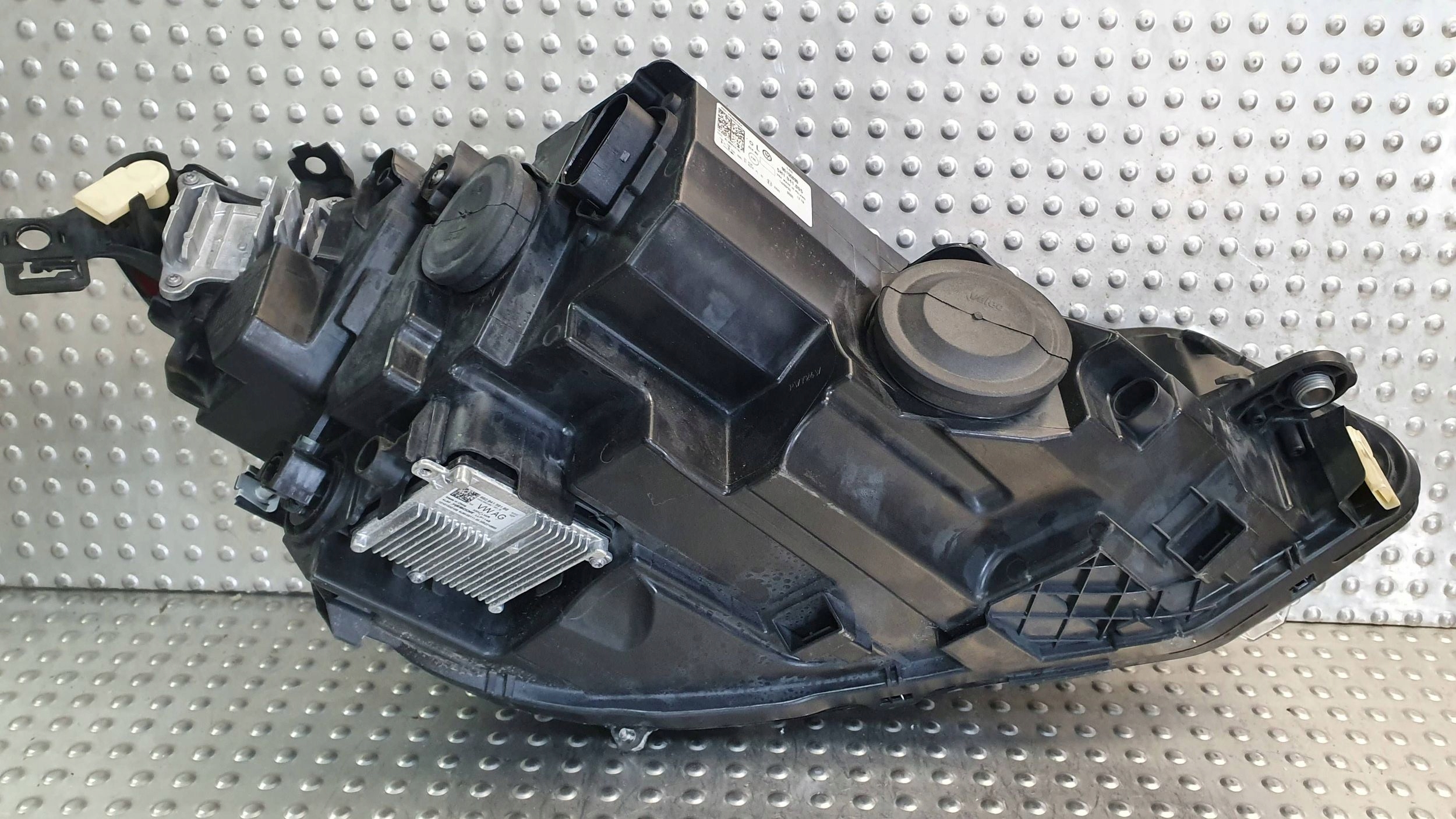 light front left VW GOLF VIII LED 8 19- 5H1941005