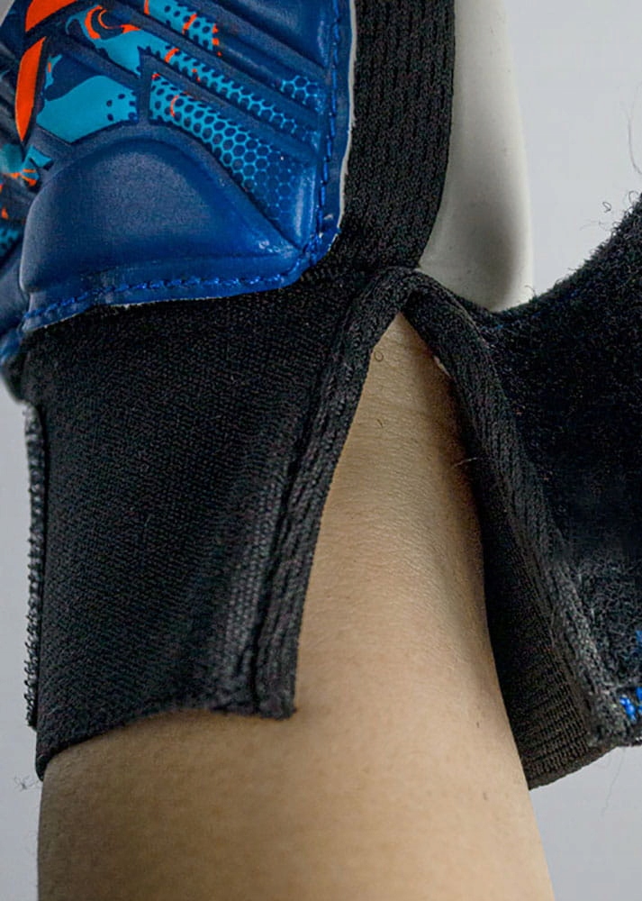 RĘKAWICE BRAMKARSKIE DZIECIĘCE DLA DZIECKA CHŁOPCA REUSCH EURO 2024 Model Attrakt Starter Solid Junior