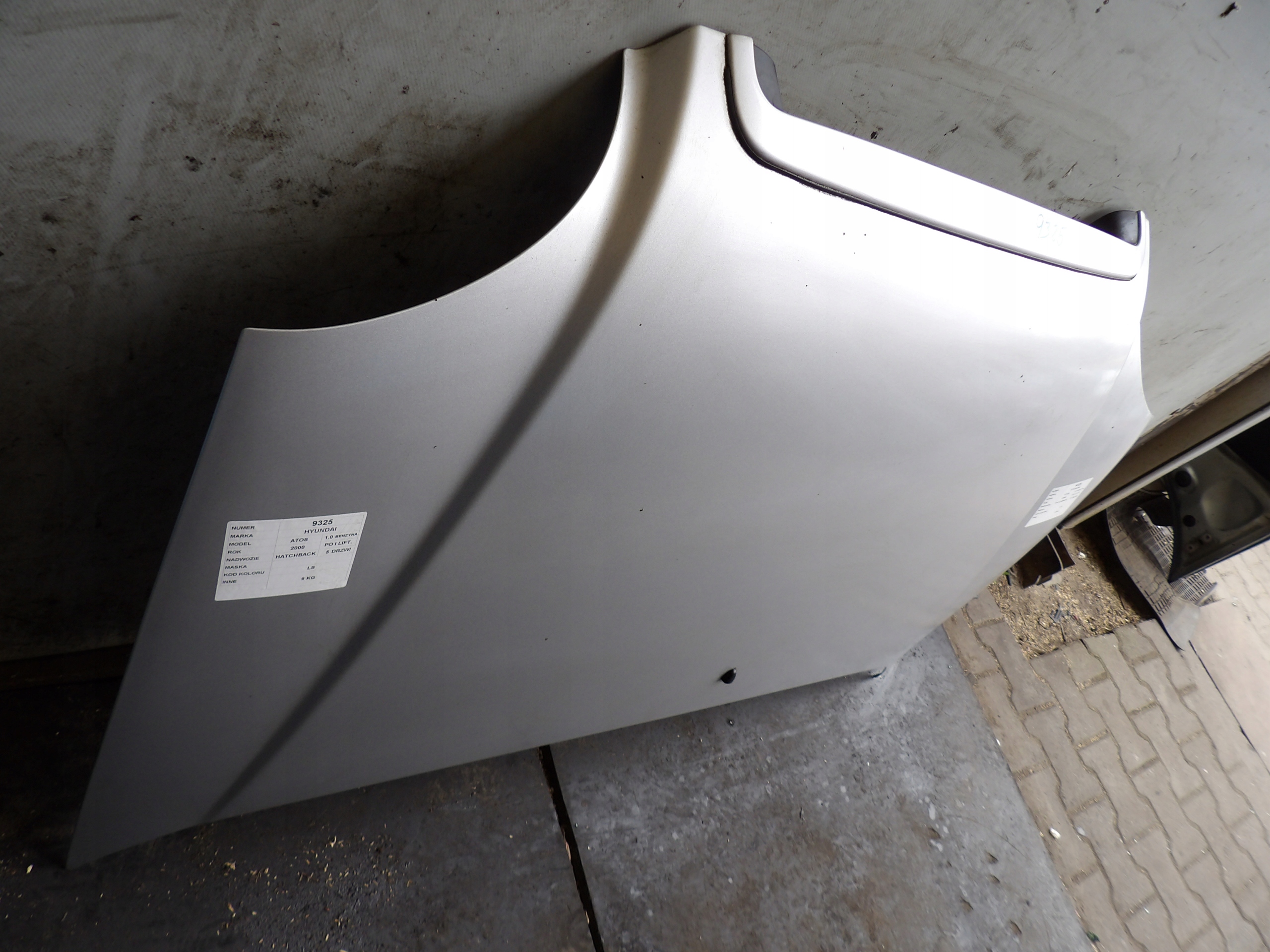 Hyundai Atos bonnet lak. LS