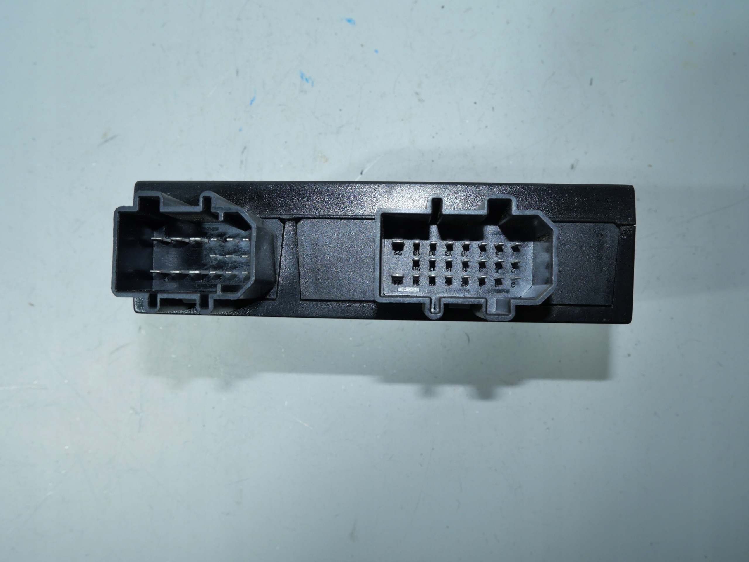 Unité commande confort VW GOLF IV PASSAT 1J0959799AH