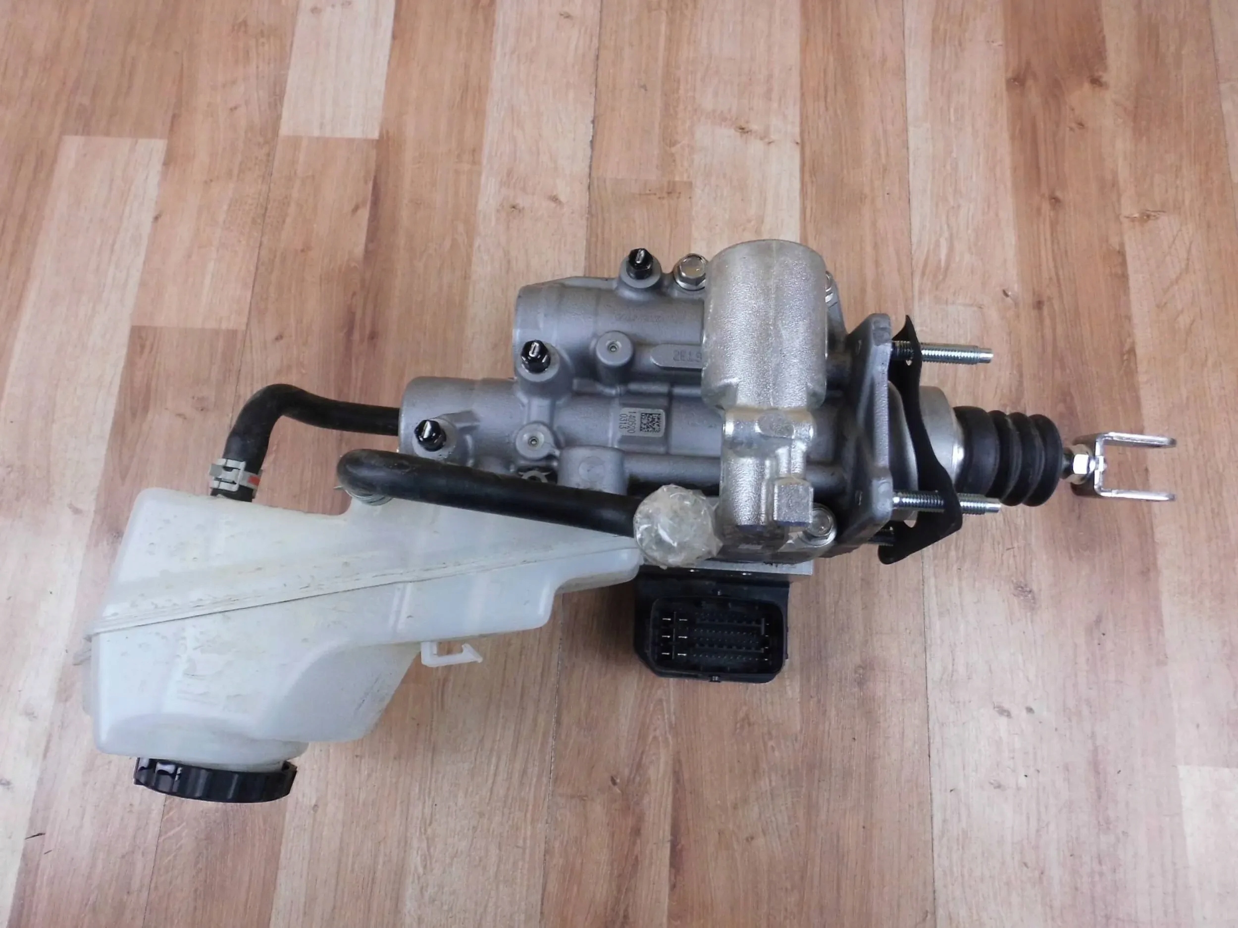 TOYOTA COROLLA E21 2.0 HYBRID SERVOFRENO 47210-12501