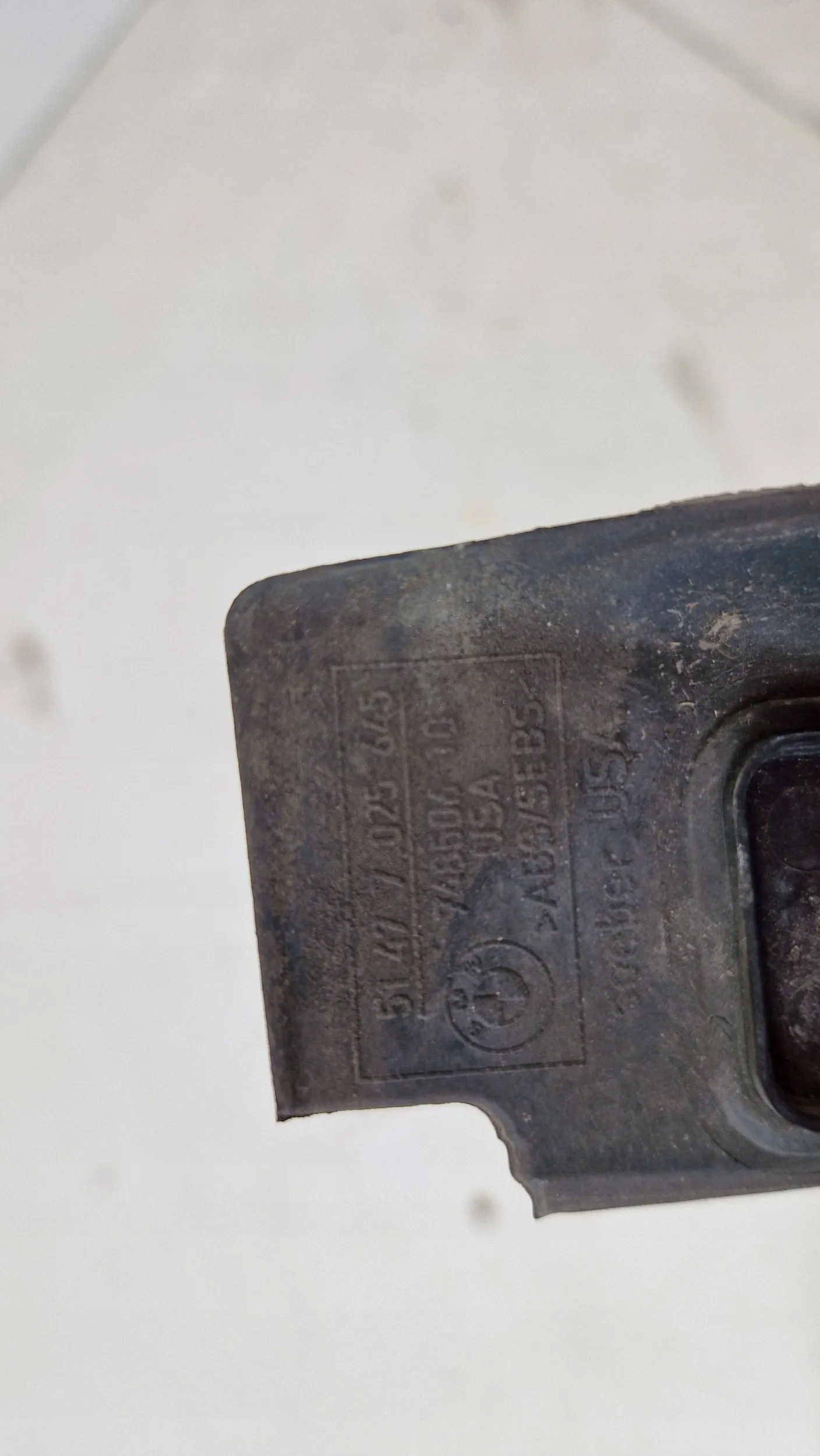 OSŁONA SŁUPKA LEWA BMW Z4 E85 E86 7025645