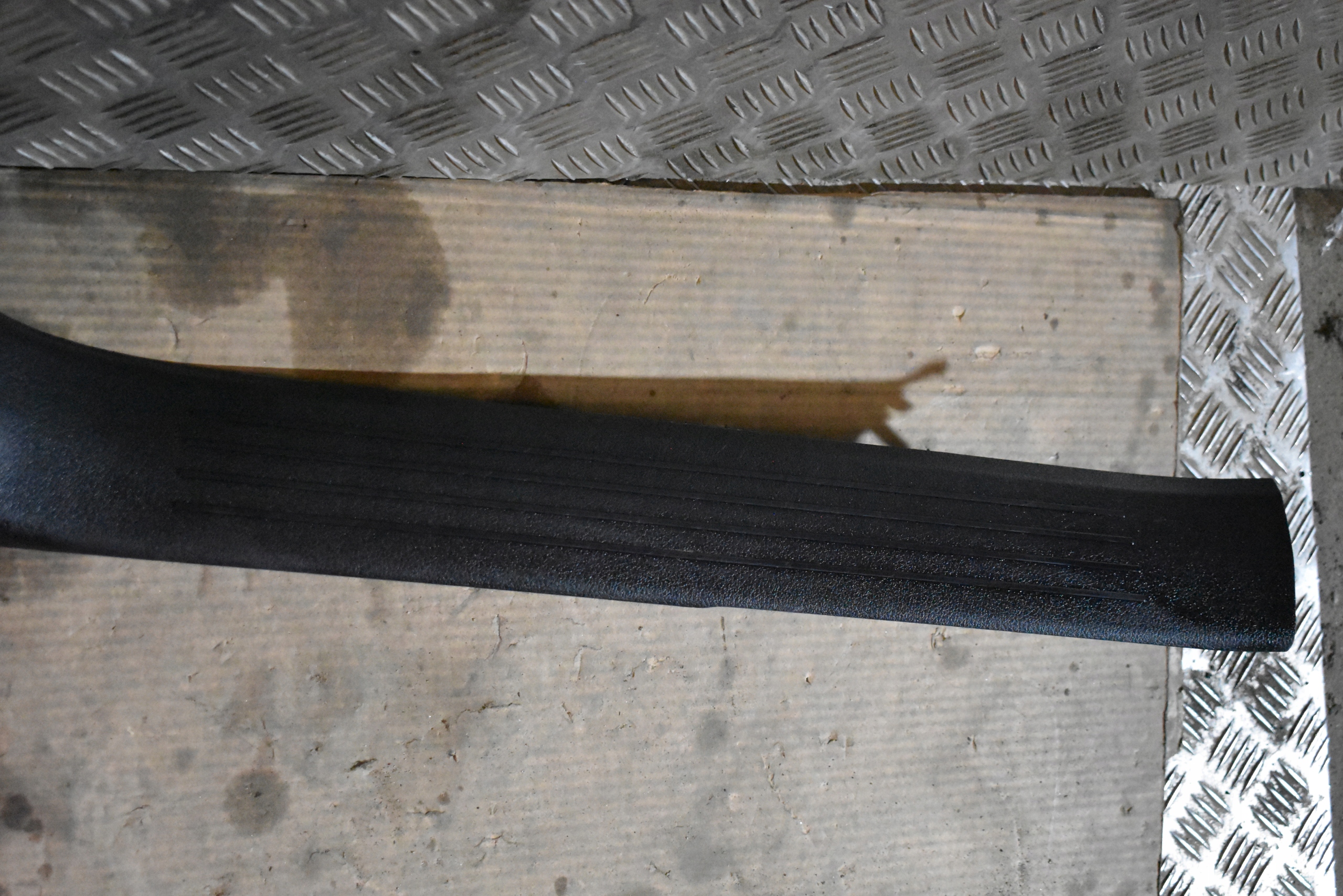 moulding cap threshold front right cover SLUPKA A MERCEDES W167 1