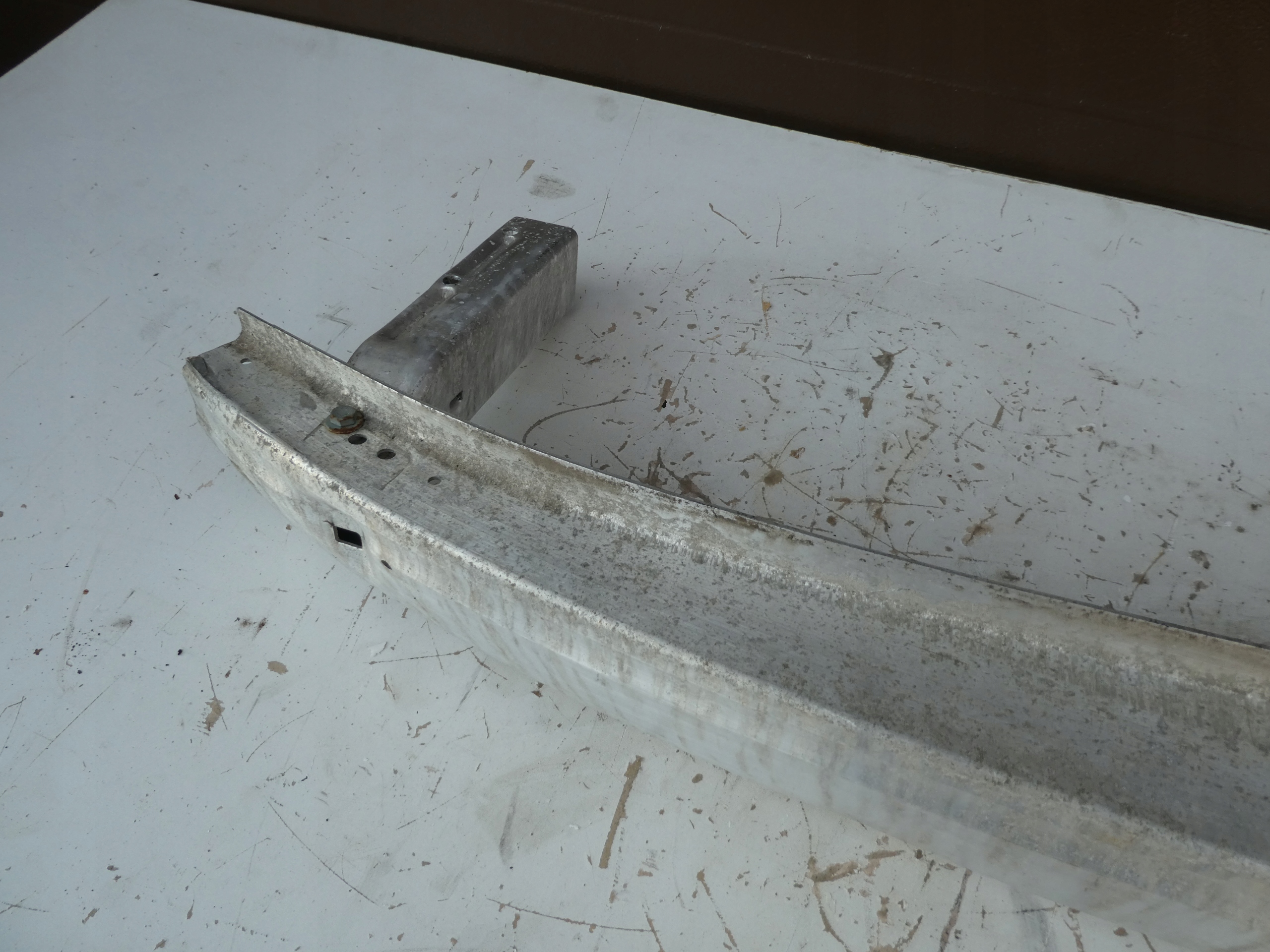 AUDI A6 C5 BEKLA below bumper rear part 4B0807331K