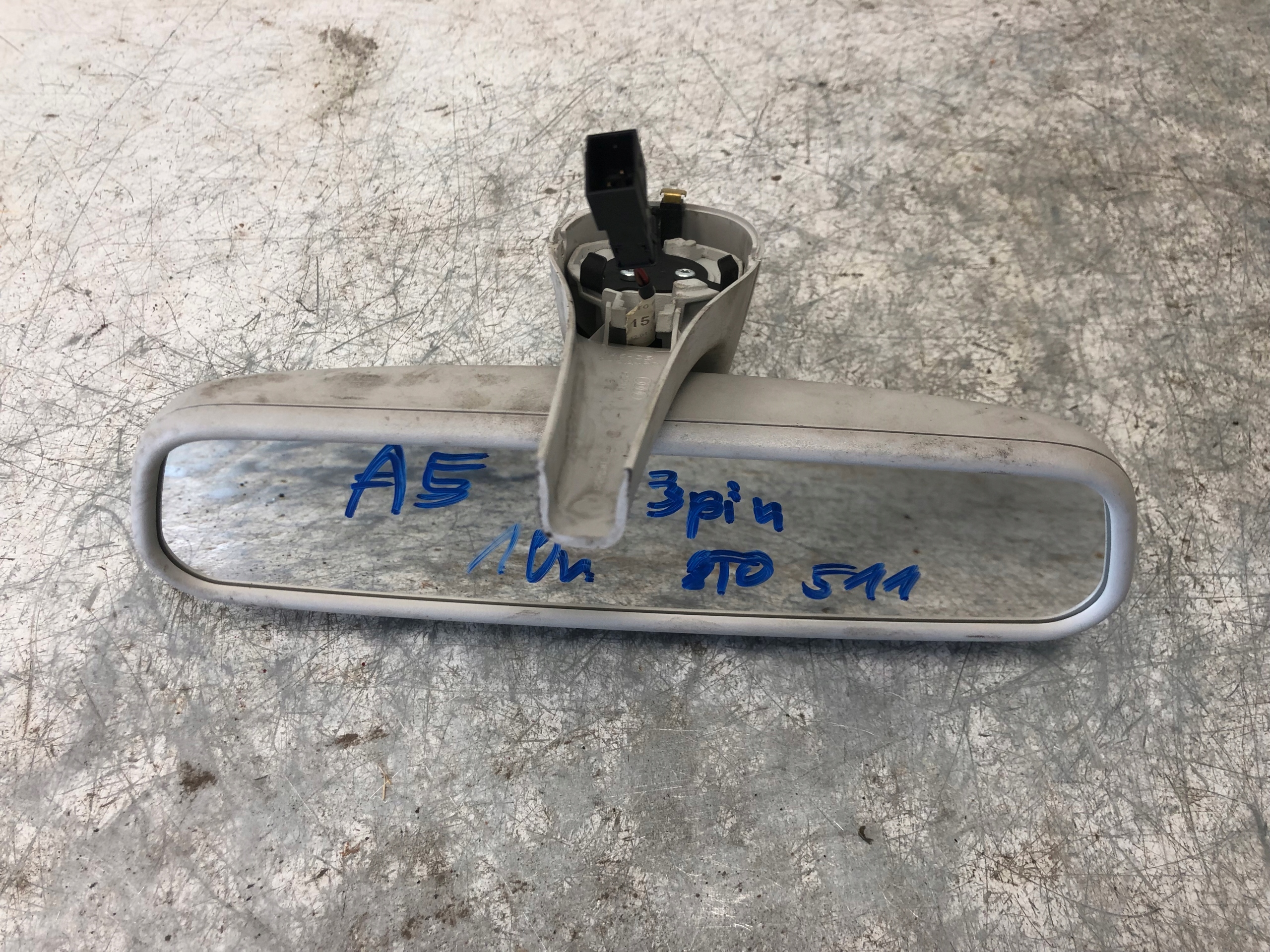 mirror inner 3 PIN AUDI A5 8T0857511