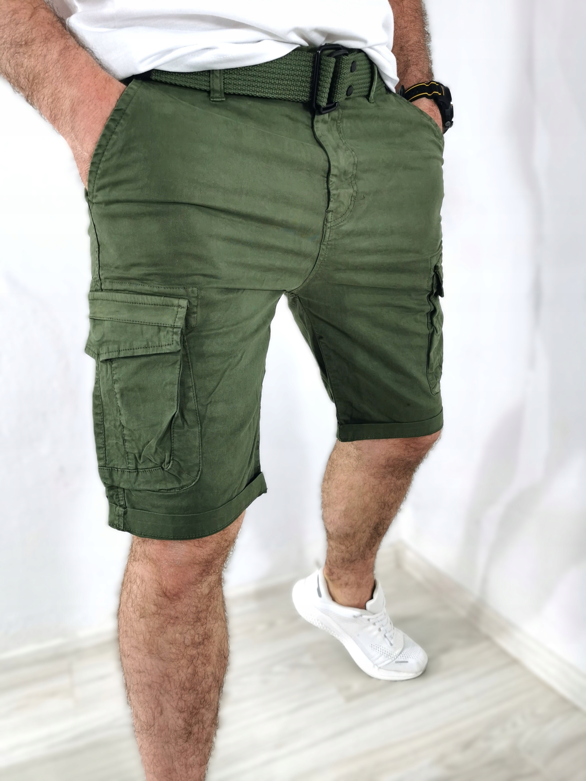 Krátké kraťasy kapsáče khaki zelené Pásek V 40