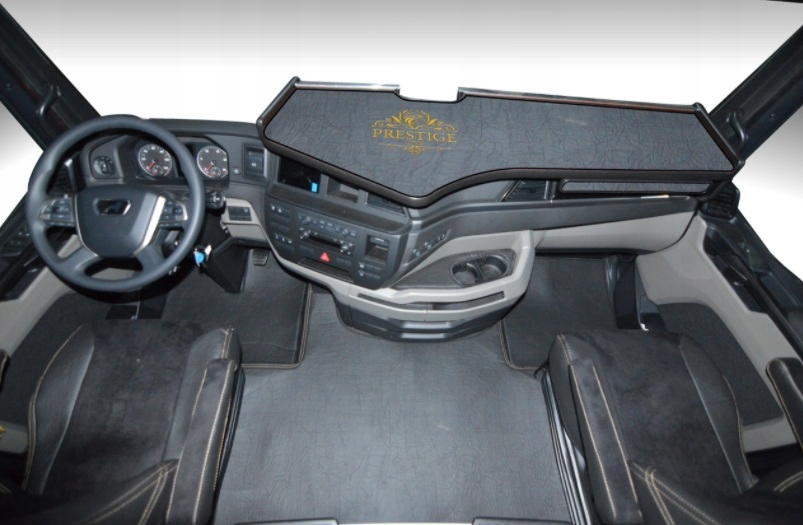 DYWANIKI EKO SKORA MARSZCZONA MAN TGX PO 2020 R Multi Element Set Sets