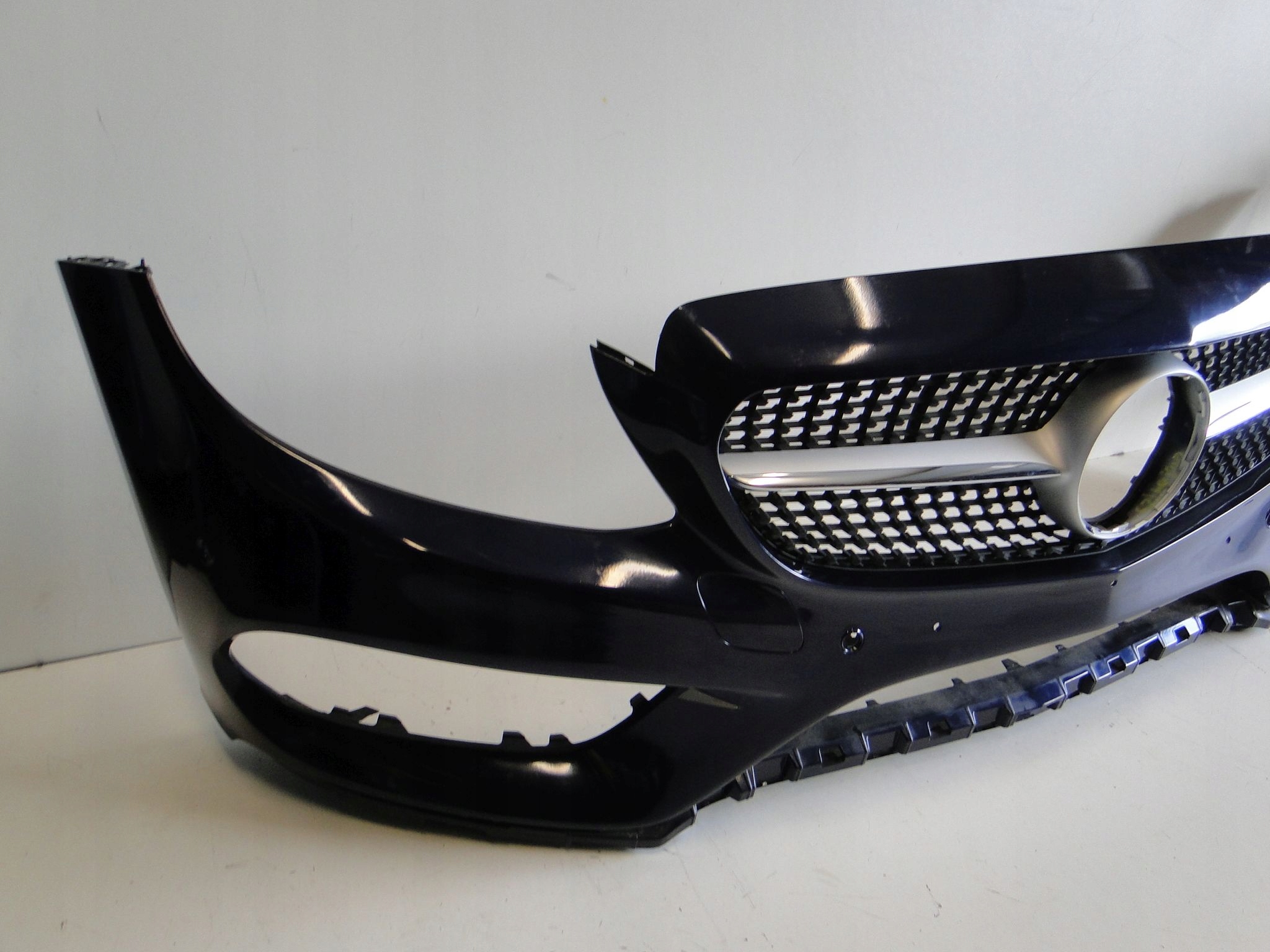 MERCEDES C KLASA 205 W205 GRILL ATRAPA DIAMENT AMG Typ samochodu Samochody osobowe