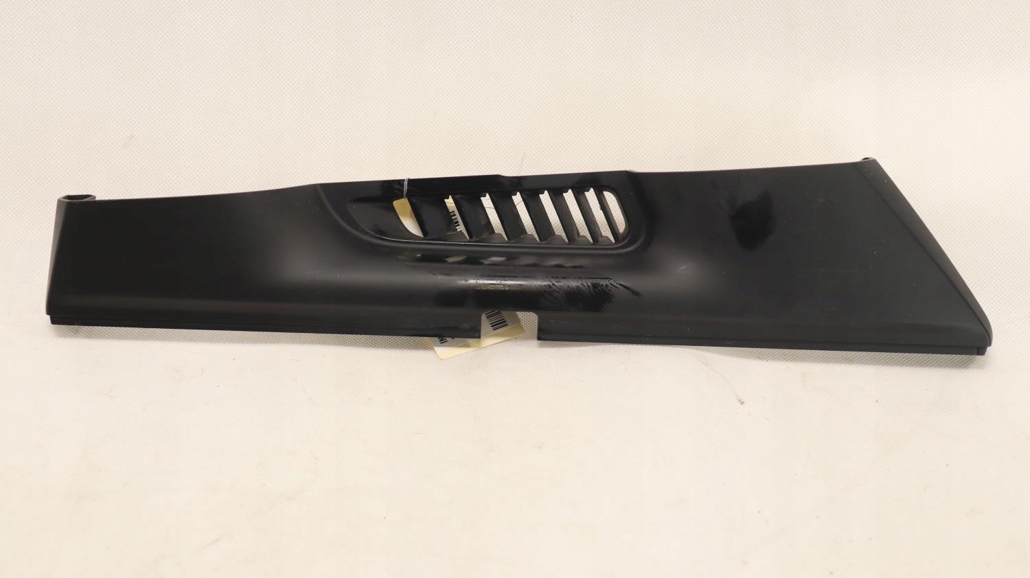 TESLA MODEL X MOCOWANIE FOTELA LEWE 1100675-00-D Numer katalogowy części 1100675-00-D