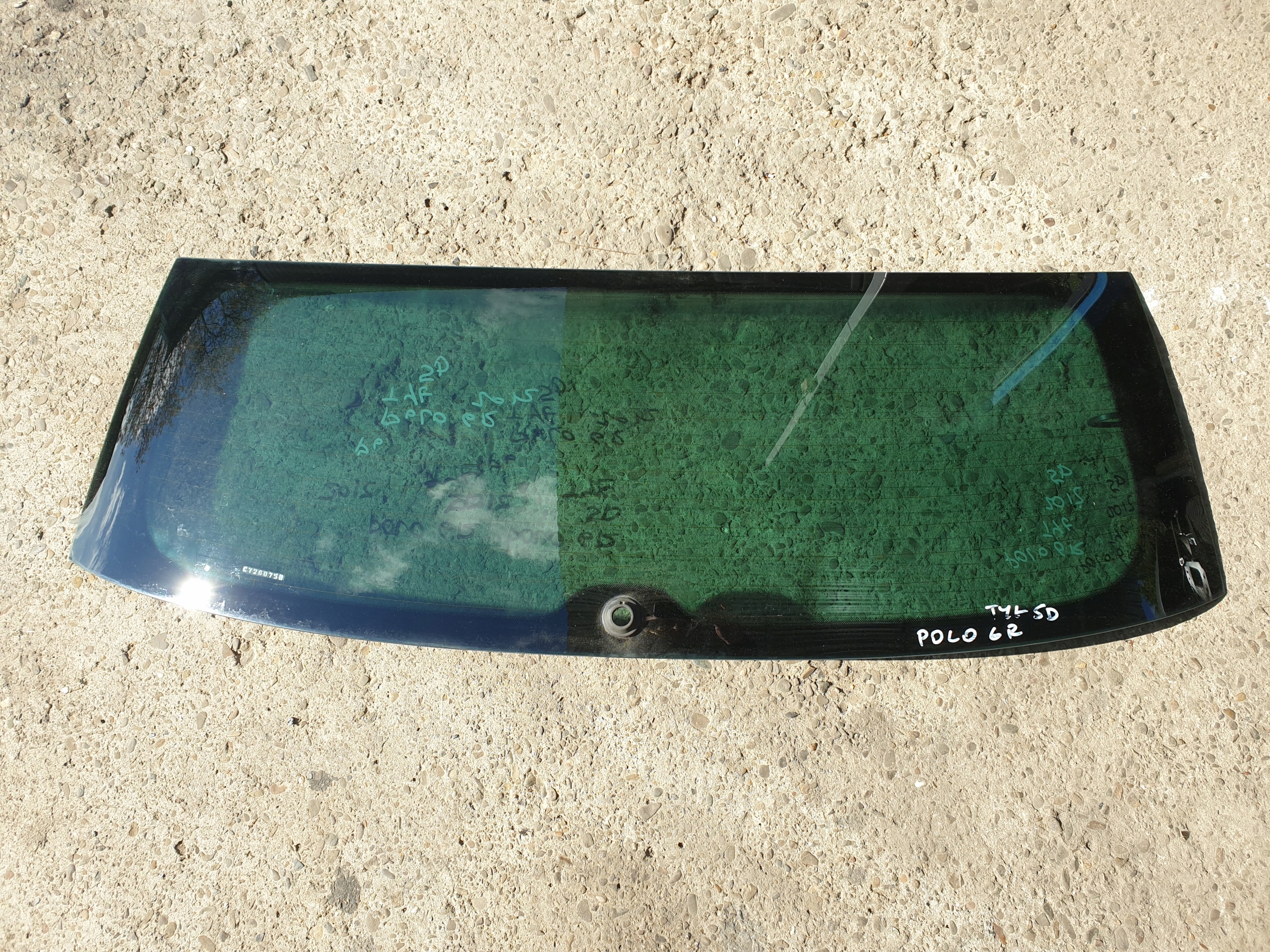 Vitre Arrière du capot VW POLO V 5 6R 2009- Z 2012