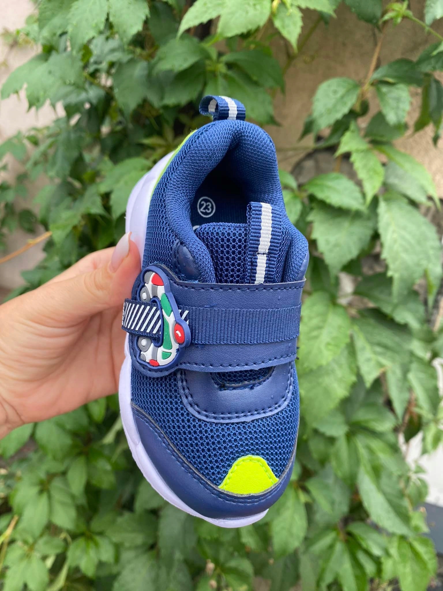 BEFADO_buty sportowe mega lekkie polskie profilowane na rzep 23 Marka Befado